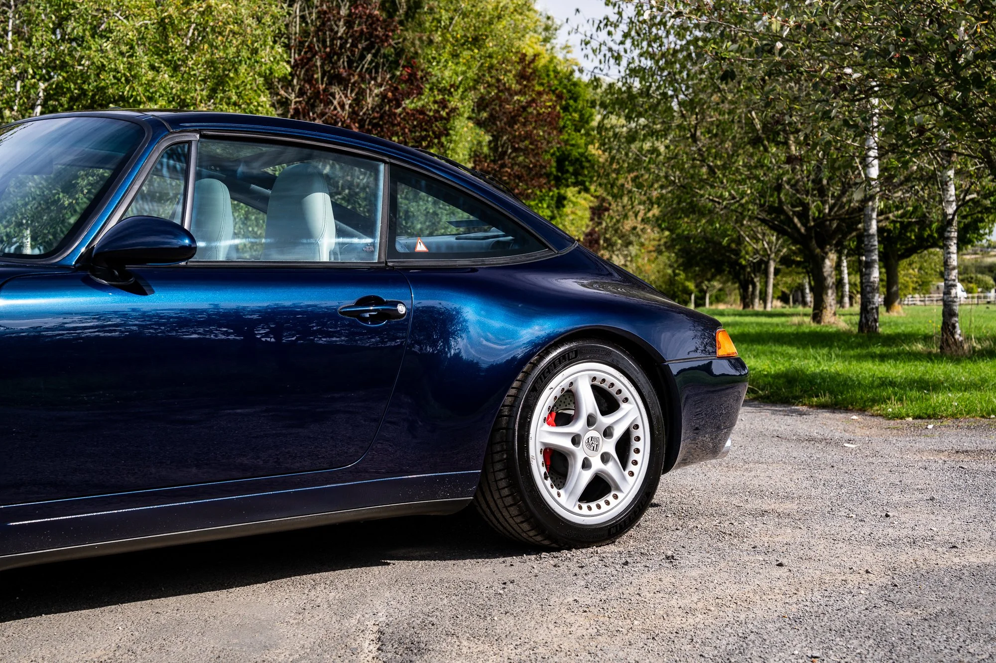 Porsche_993_Targa_exterior-10.jpg
