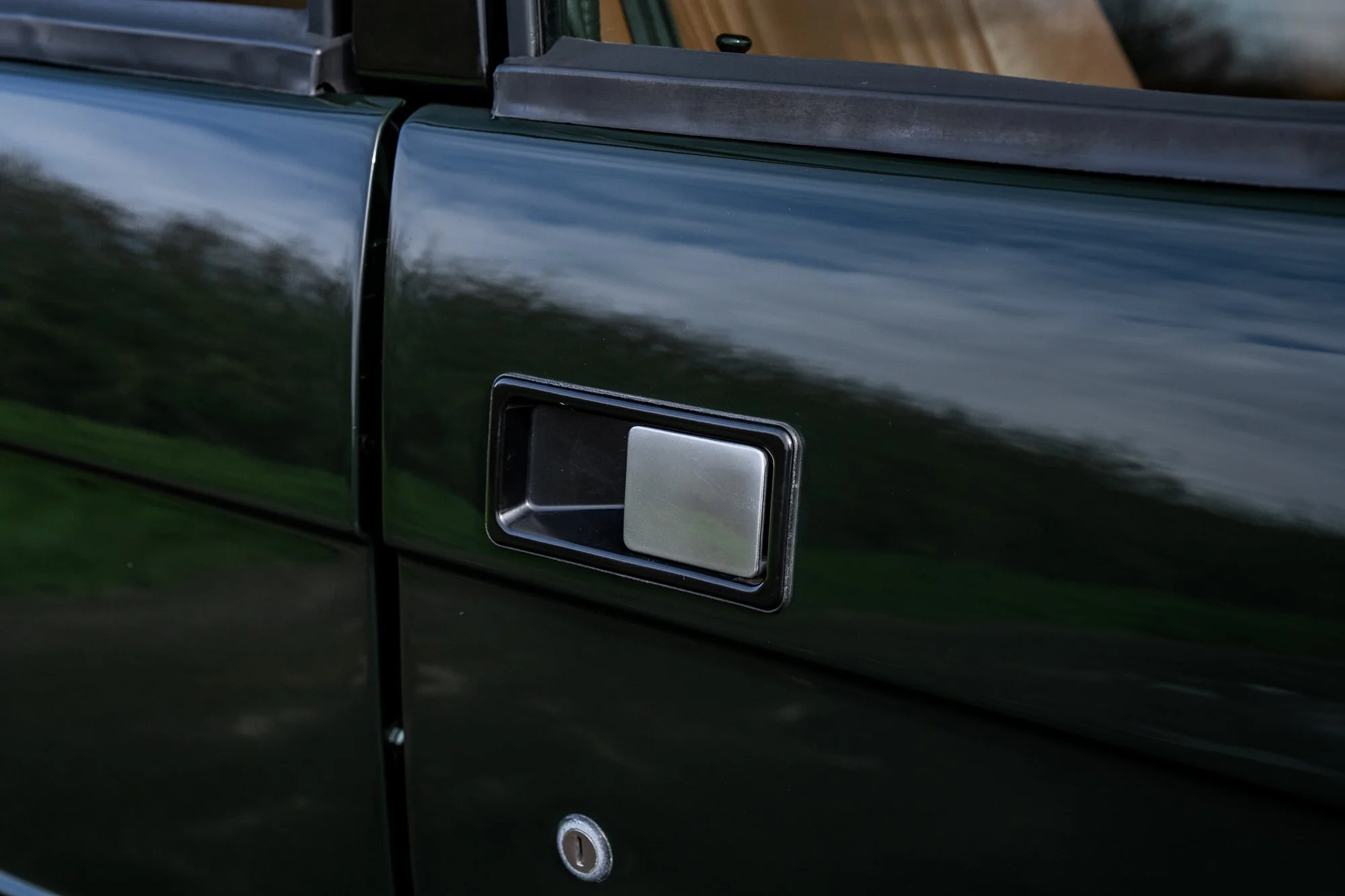 Range Rover V8_exterior-3.jpg