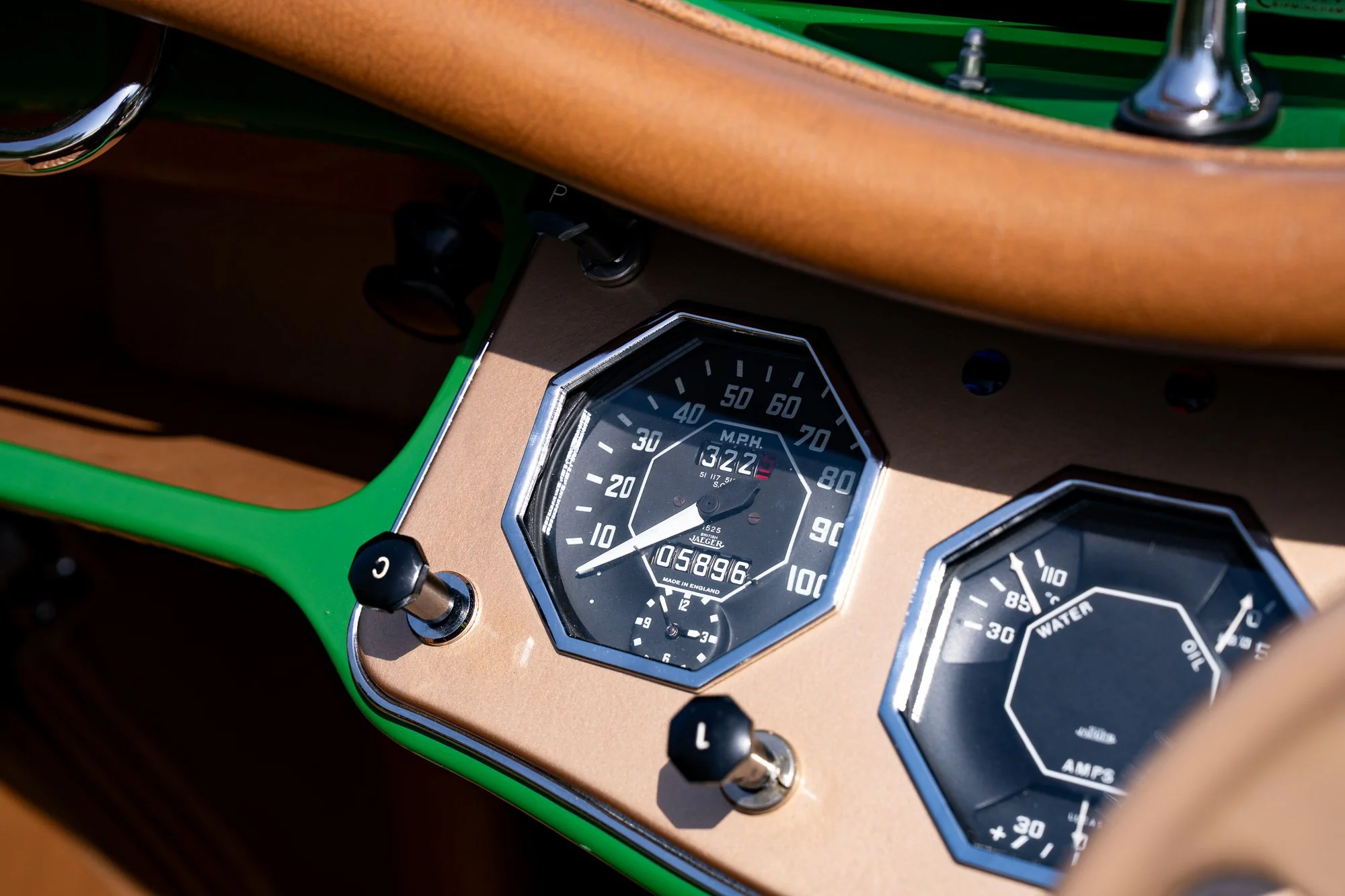 MG_TF_interior-25.jpg