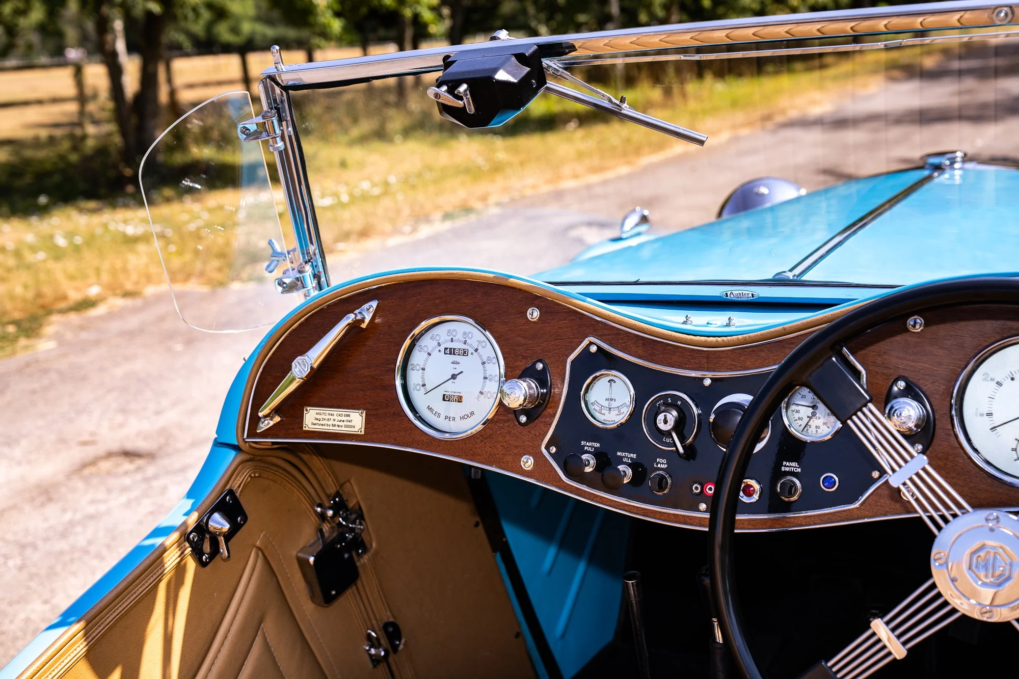 MG_TC_interior-7.jpg