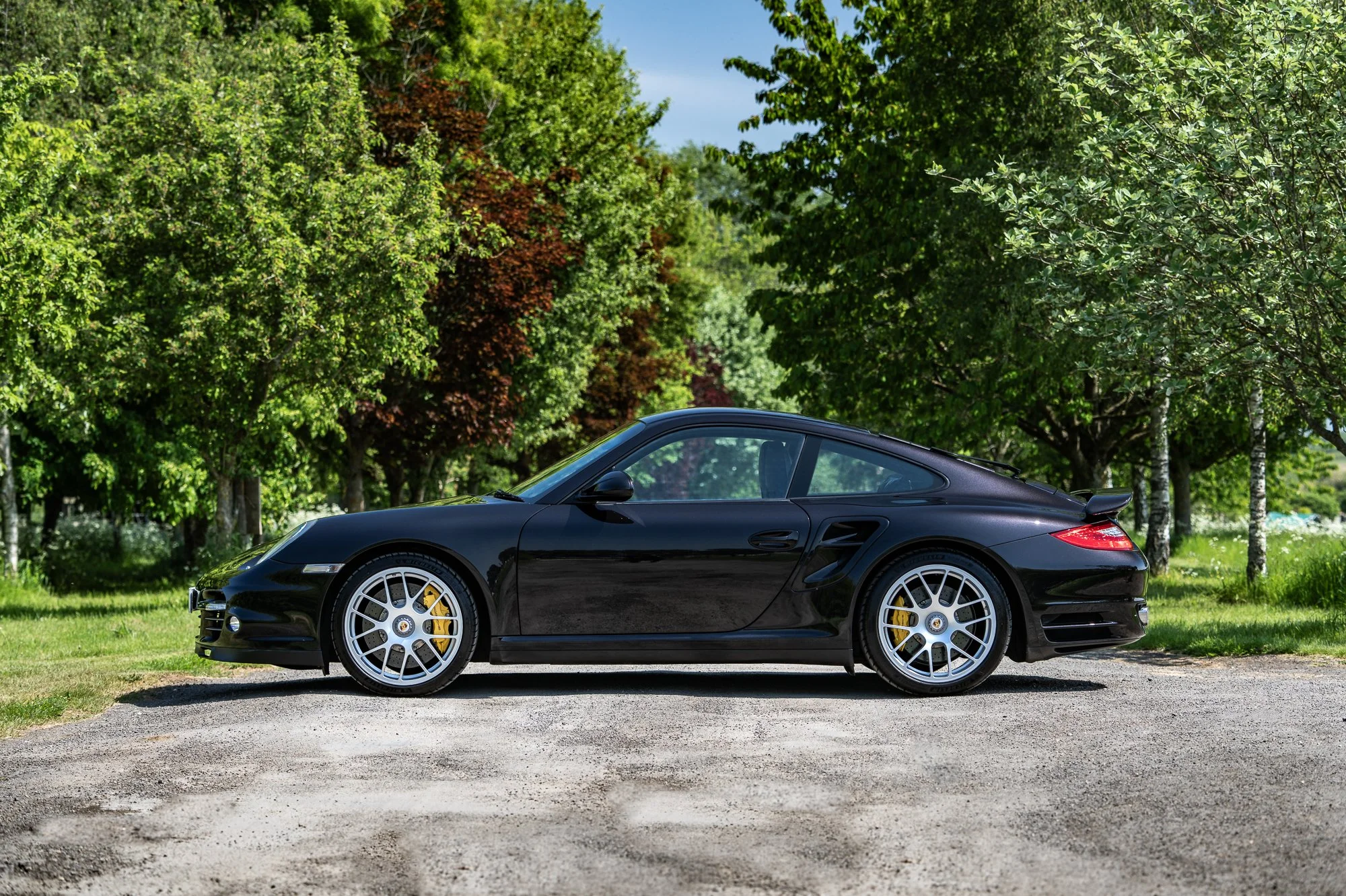 Porsche_911_Turbo S-1.jpg