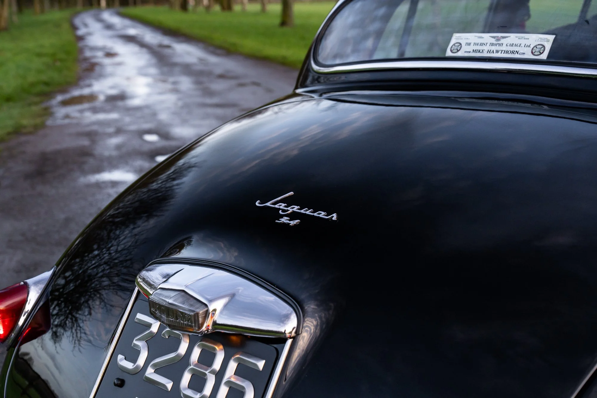 Jaguar_Mk2_4.3_exterior-14.jpg