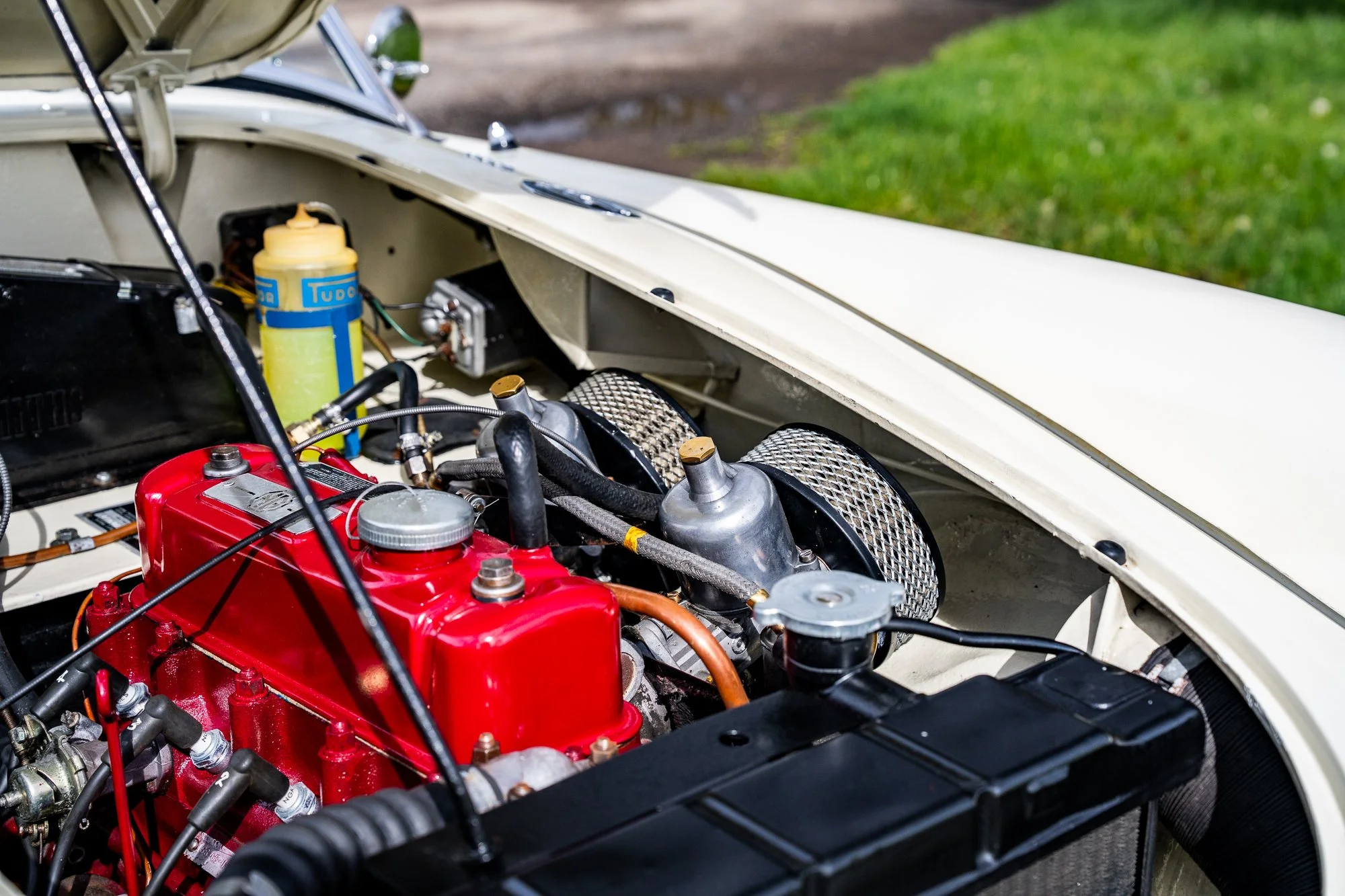 MGA_engine-3.jpg