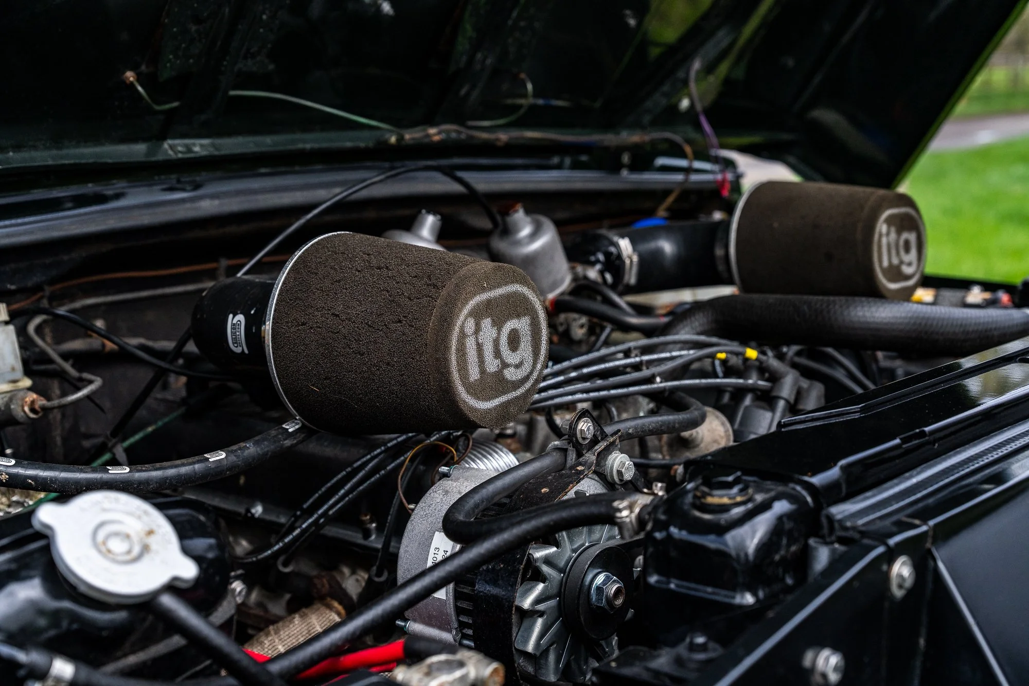 Range Rover V8_engine-4.jpg