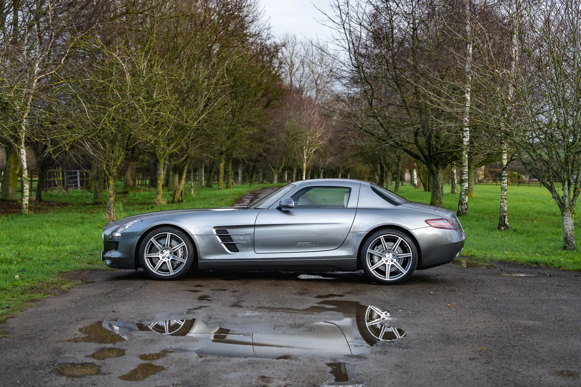 Mercedes-Benz_SLS_AMG-4.jpg