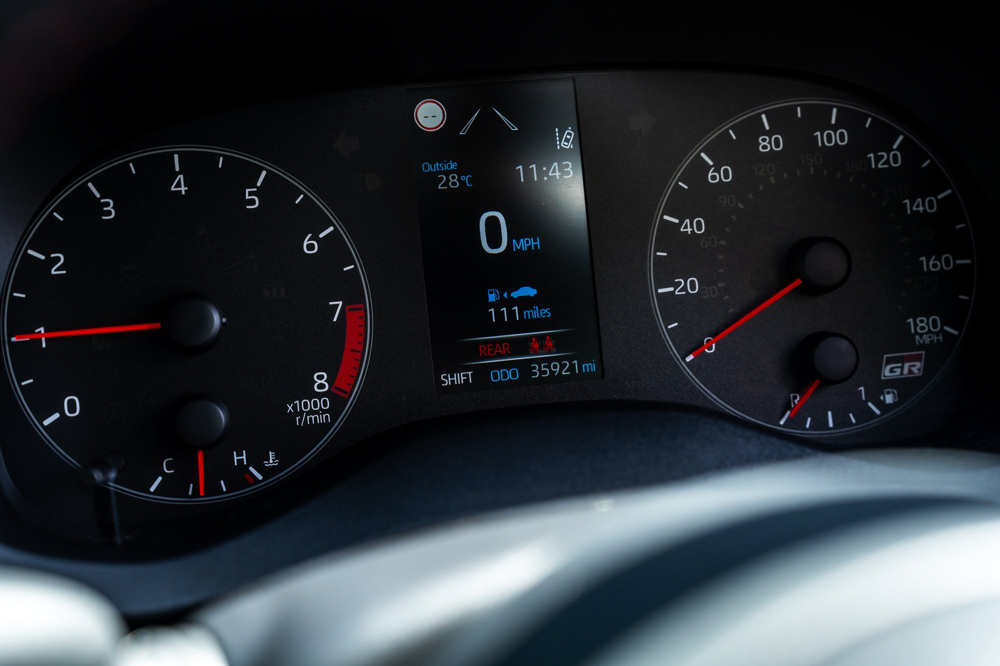 Toyota_Yaris_GR_Four_interior-25.jpg