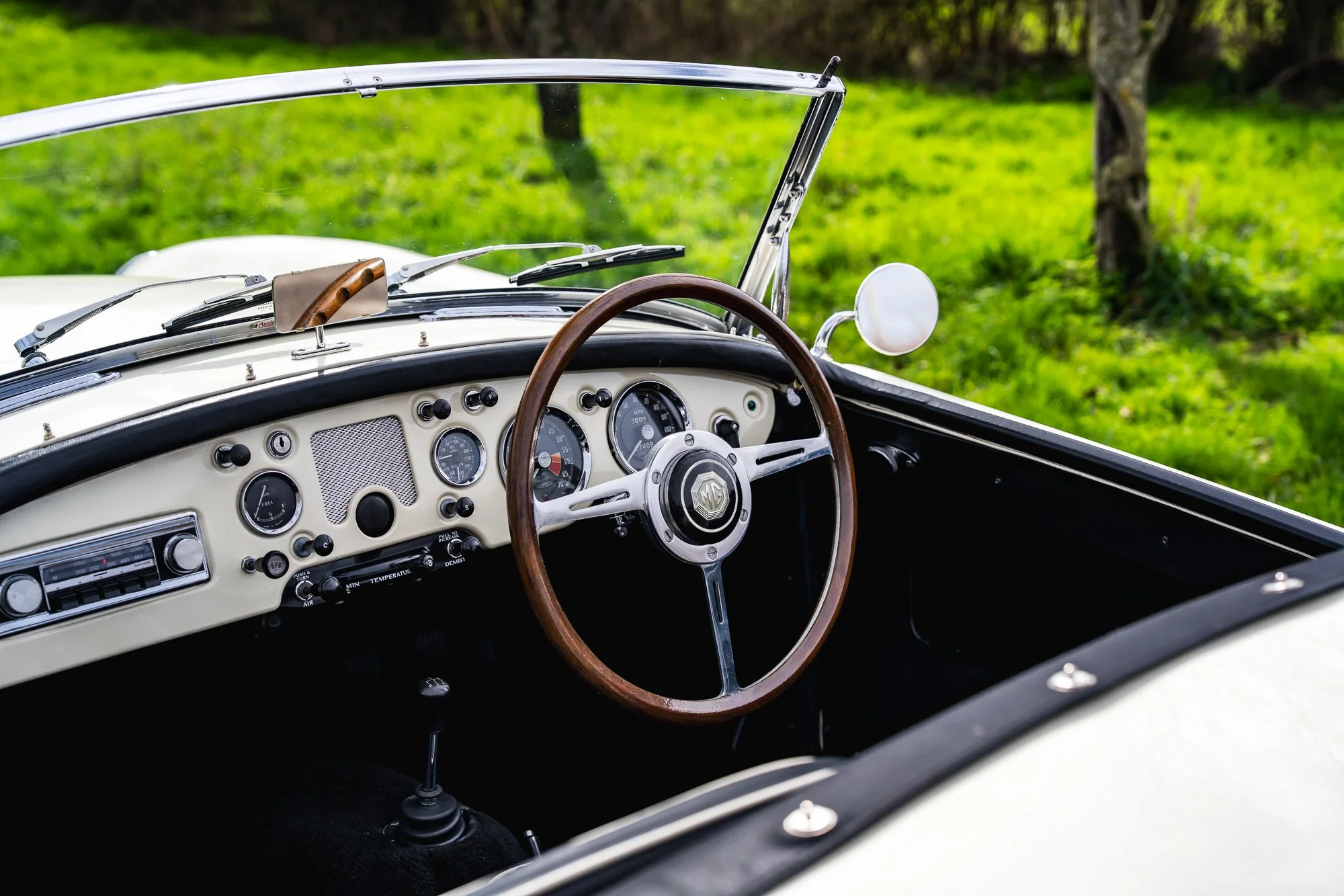 MGA_interior-12.jpg