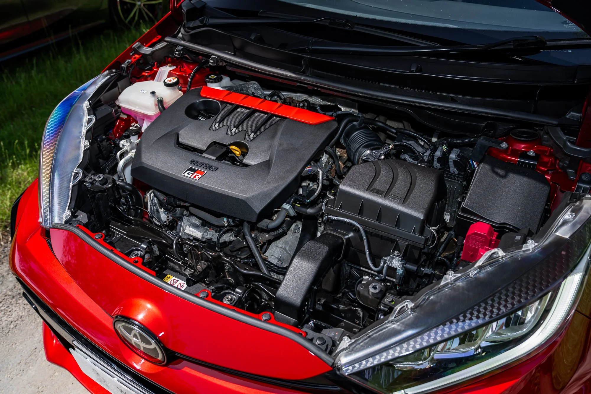 Toyota_Yaris_GR_Four_engine-2.jpg
