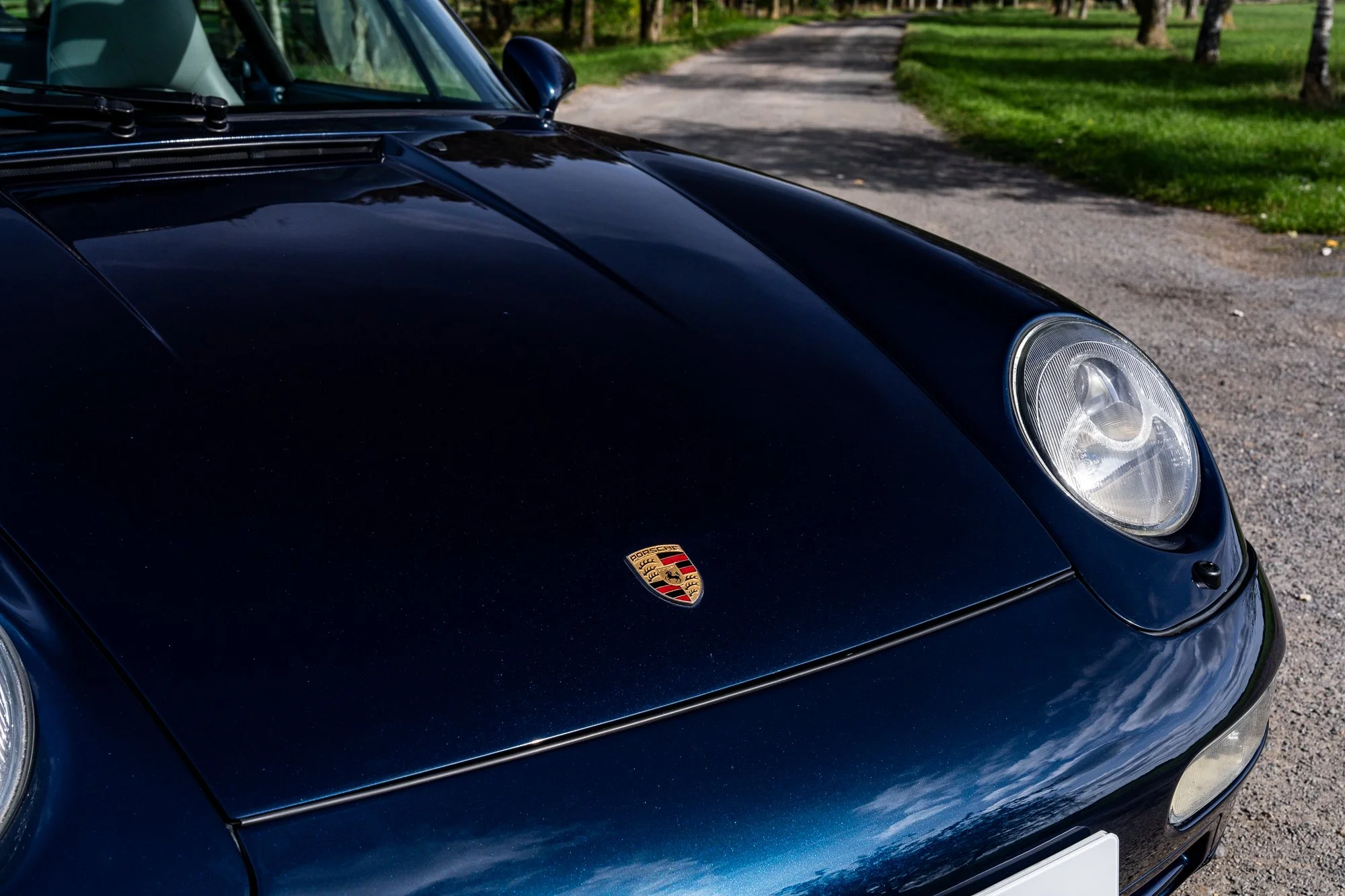 Porsche_993_Targa_exterior-17.jpg