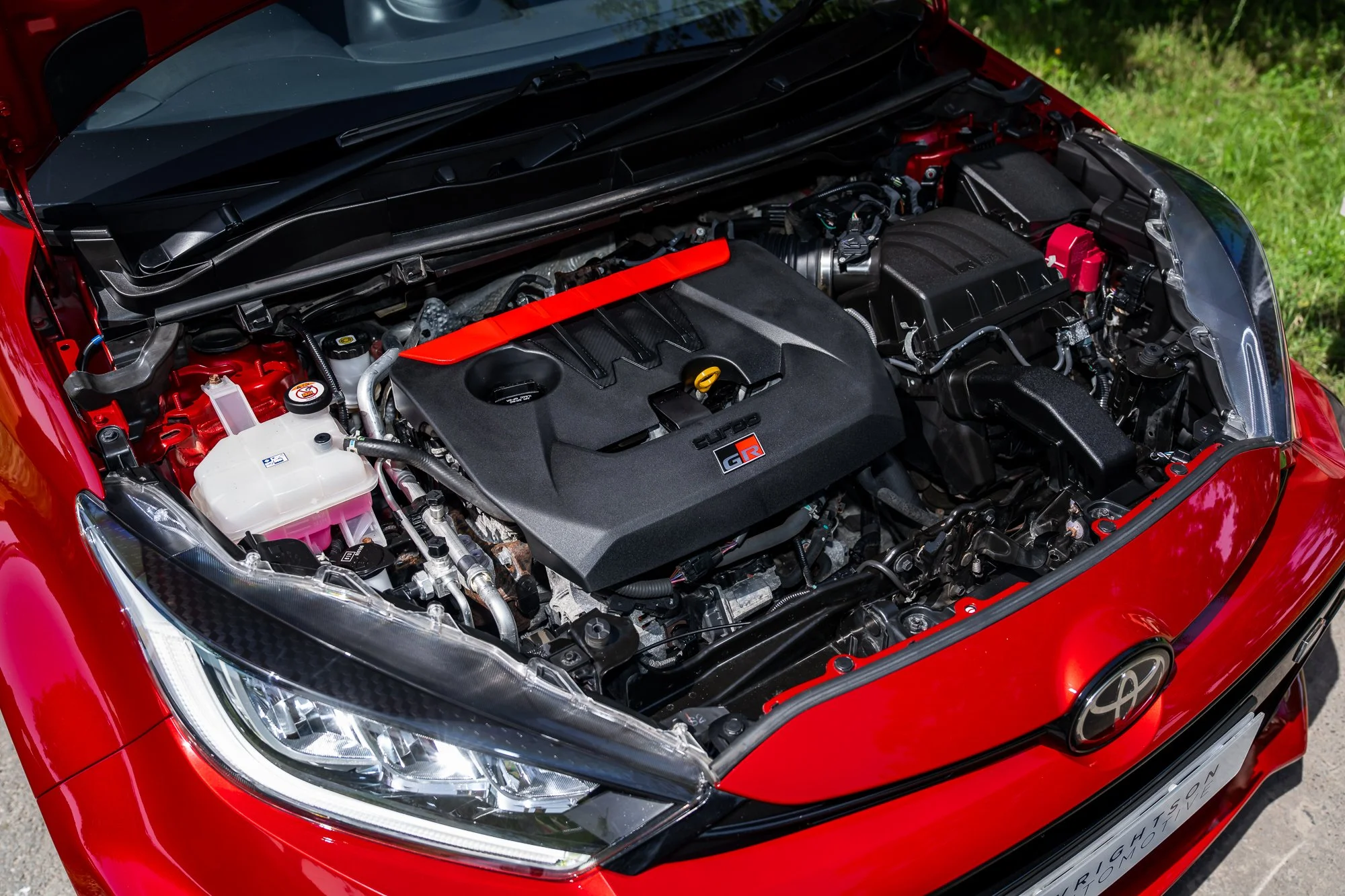 Toyota_Yaris_GR_Four_engine-1.jpg