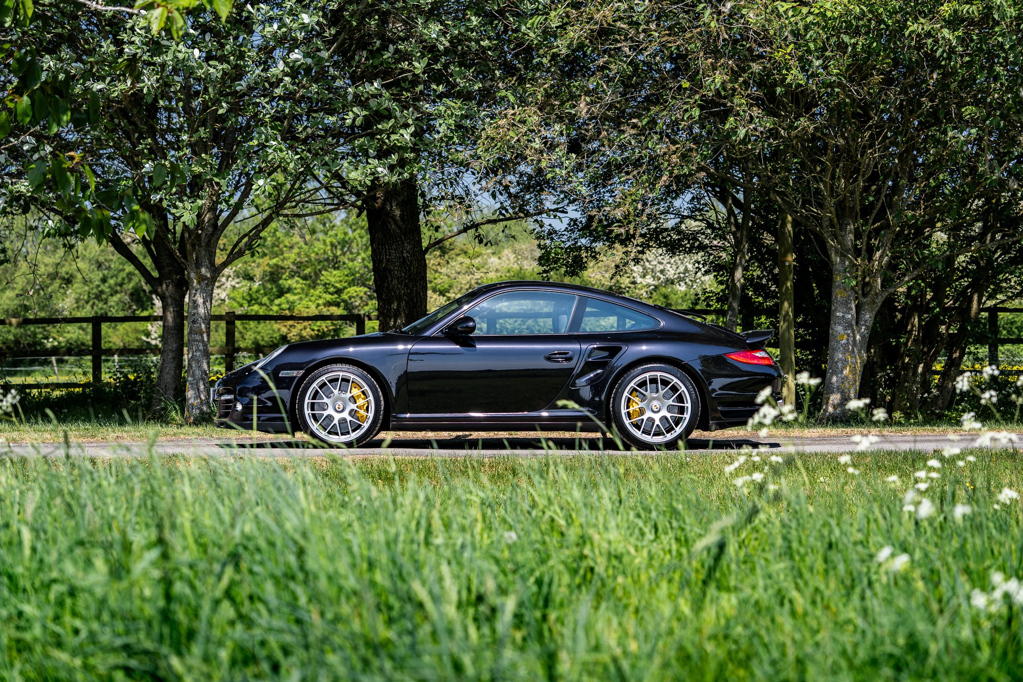 Porsche_911_Turbo S-19.jpg
