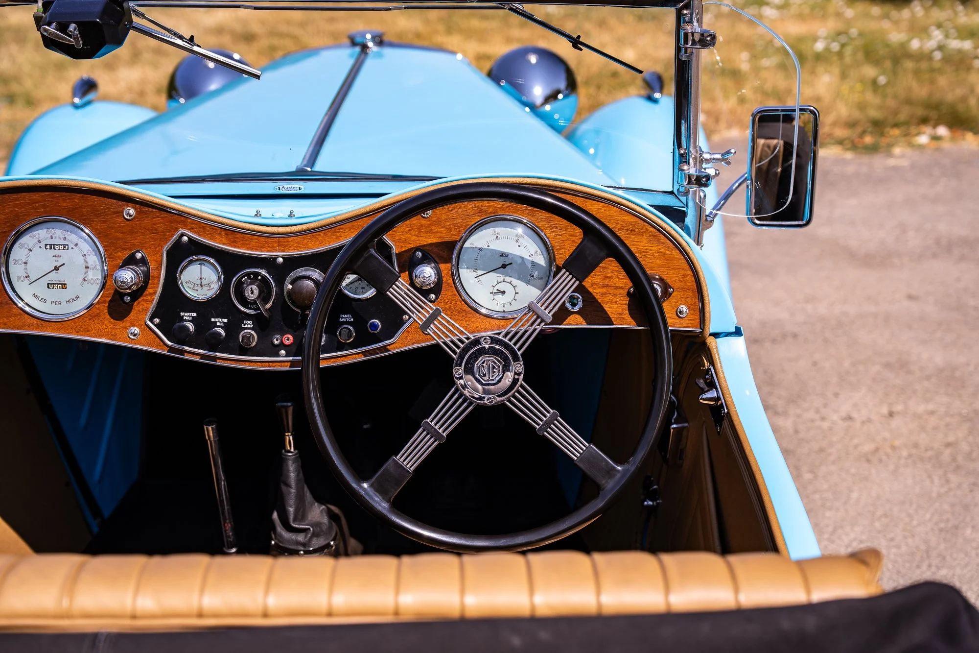 MG_TC_interior-24.jpg