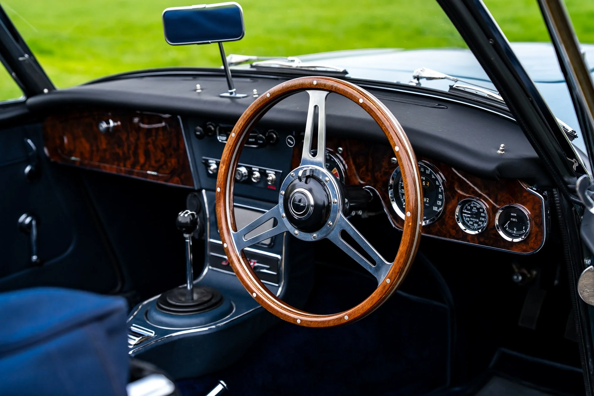 Austin Healey 3000_interior-9.jpg