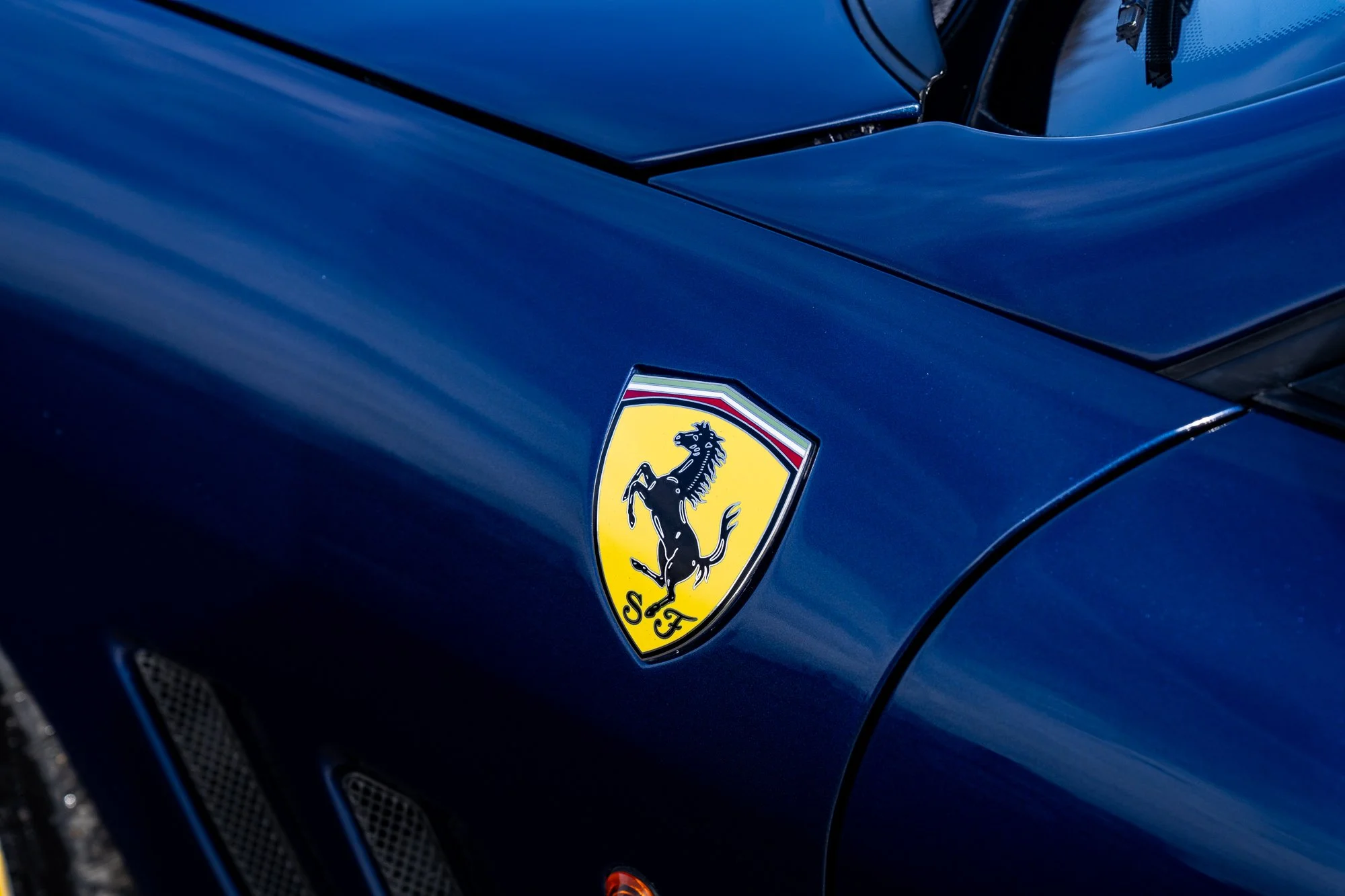 Ferrari_Superamerica_exterior-14.jpg