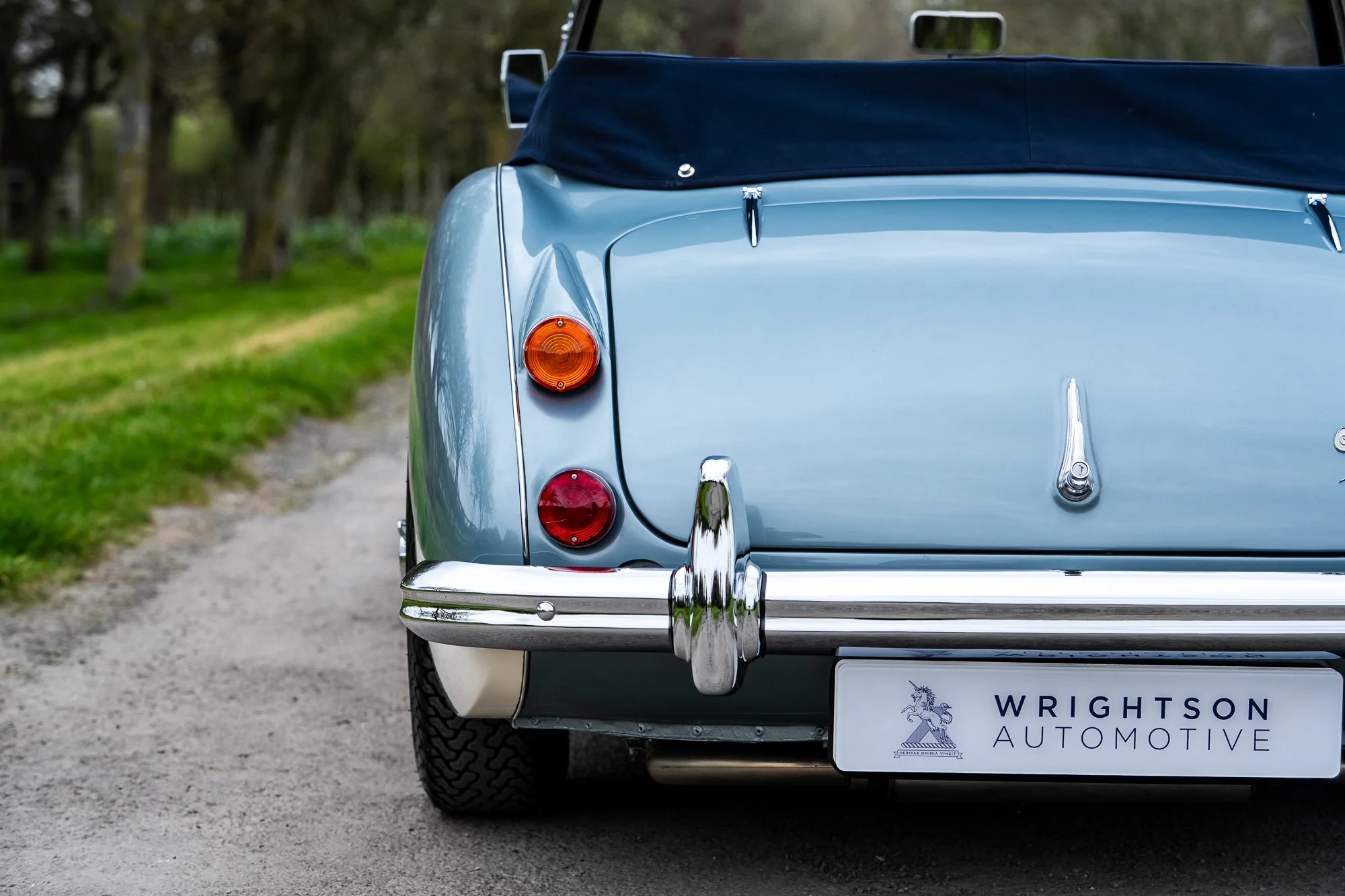 Austin Healey 3000_exterior-35.jpg