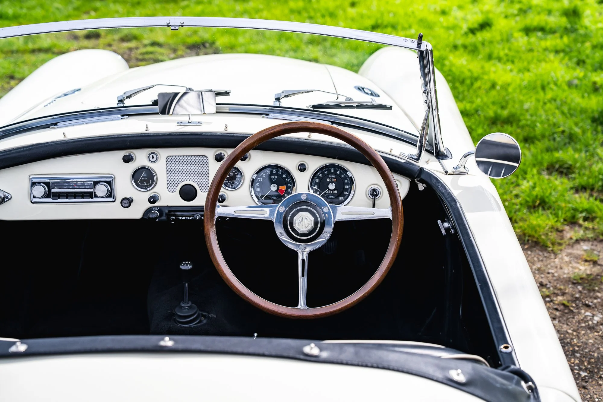 MGA_interior-14.jpg