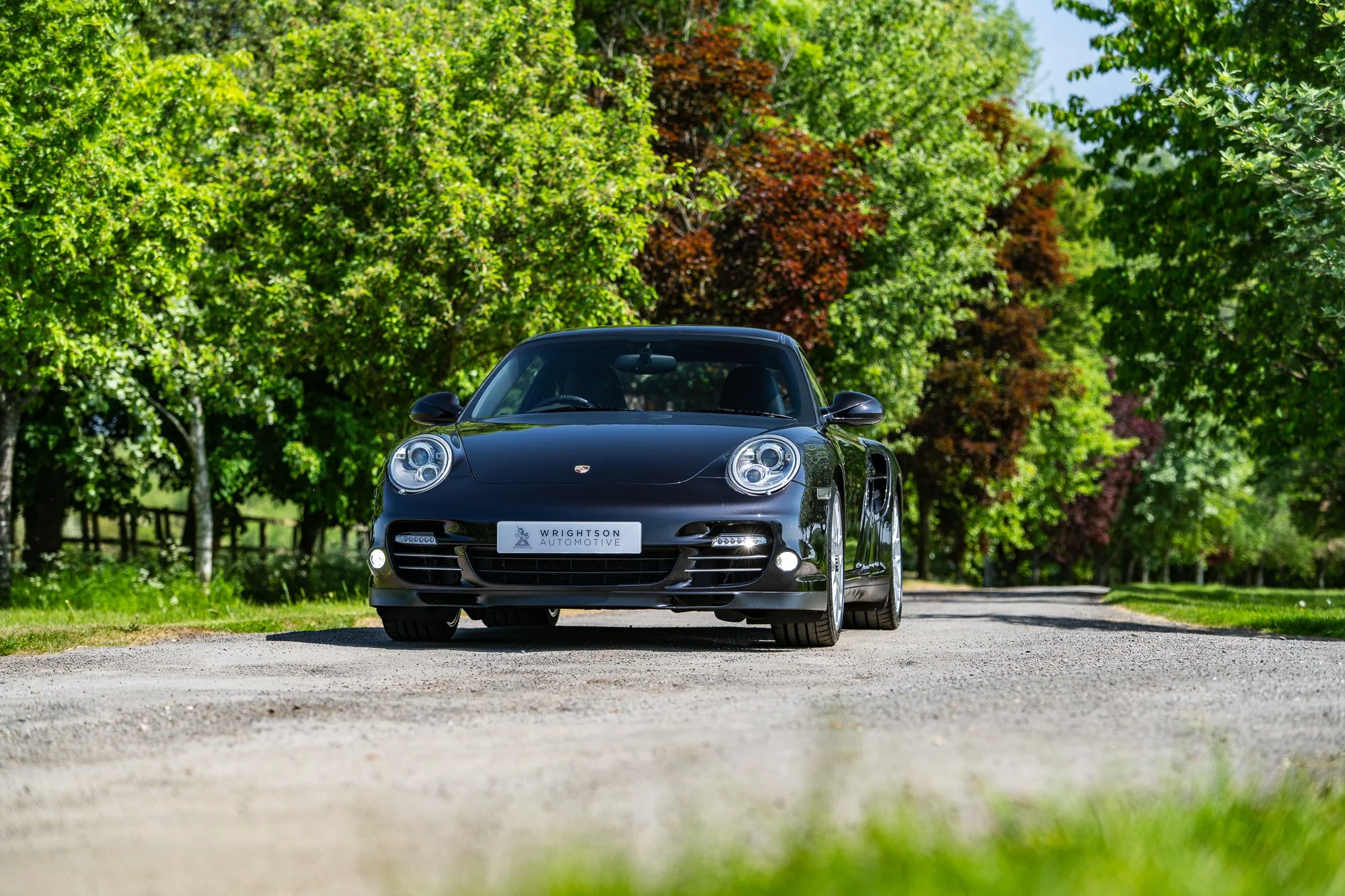 Porsche_911_Turbo S-6.jpg
