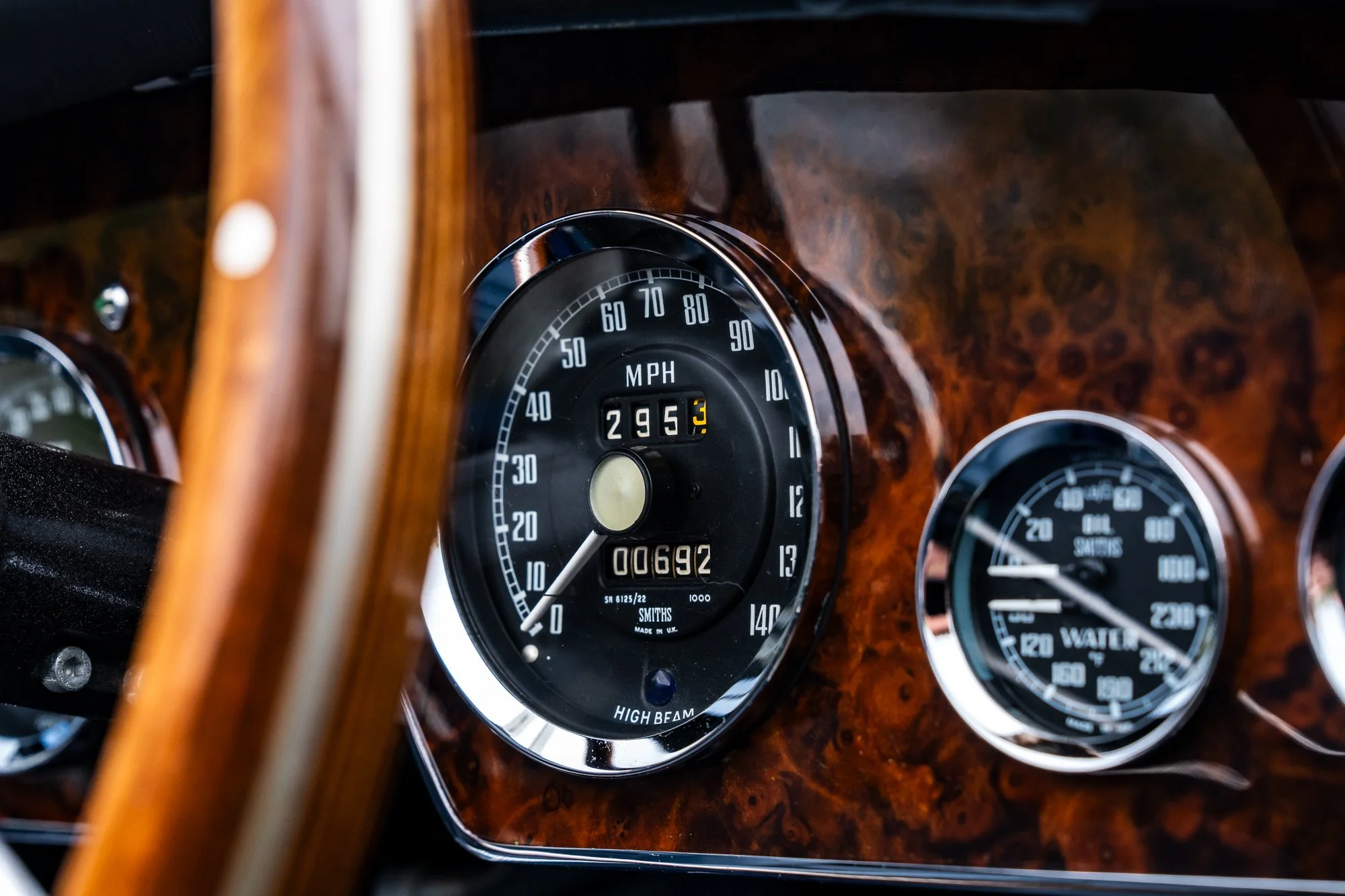 Austin Healey 3000_interior-14.jpg