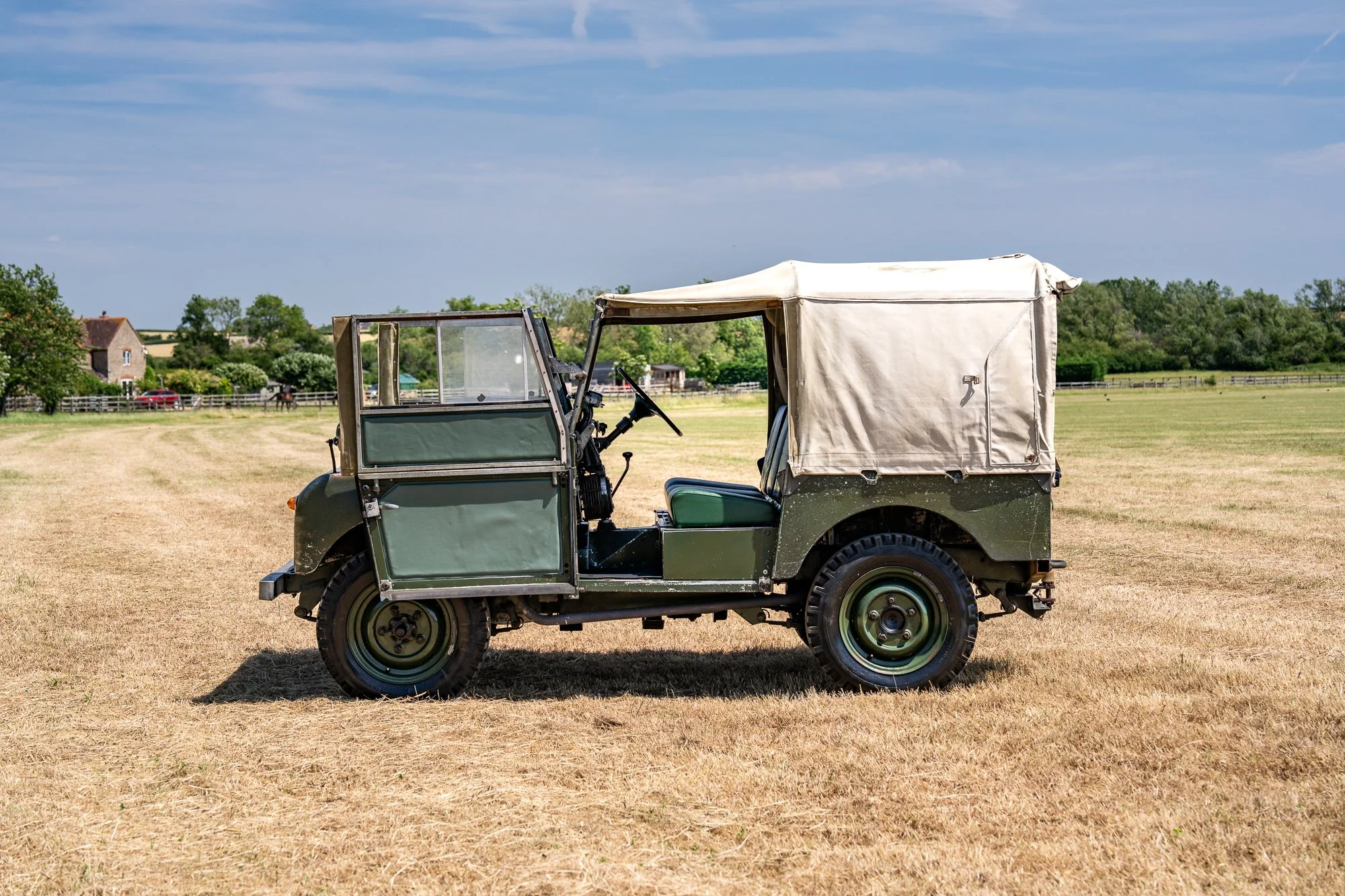 LandRover_Series1-6.jpg