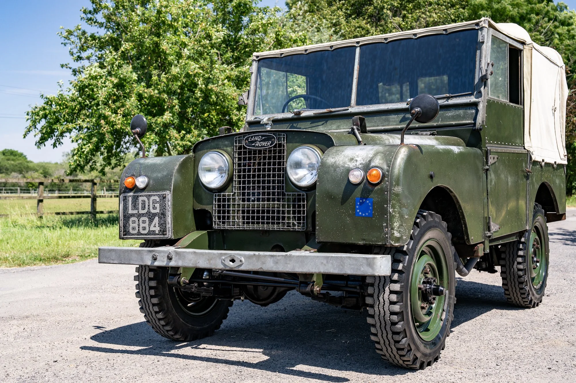 LandRover_Series1_exterior-1.jpg