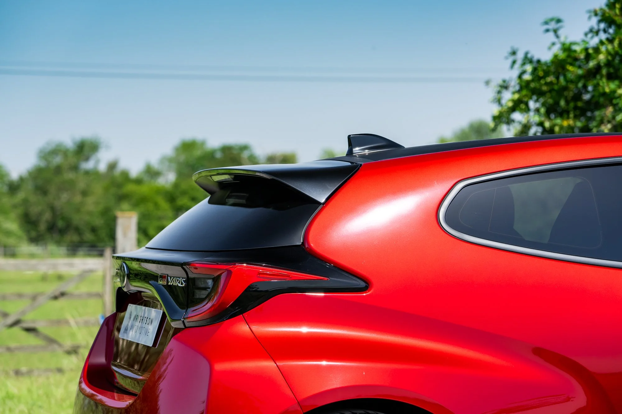 Toyota_Yaris_GR_Four_exterior-21.jpg