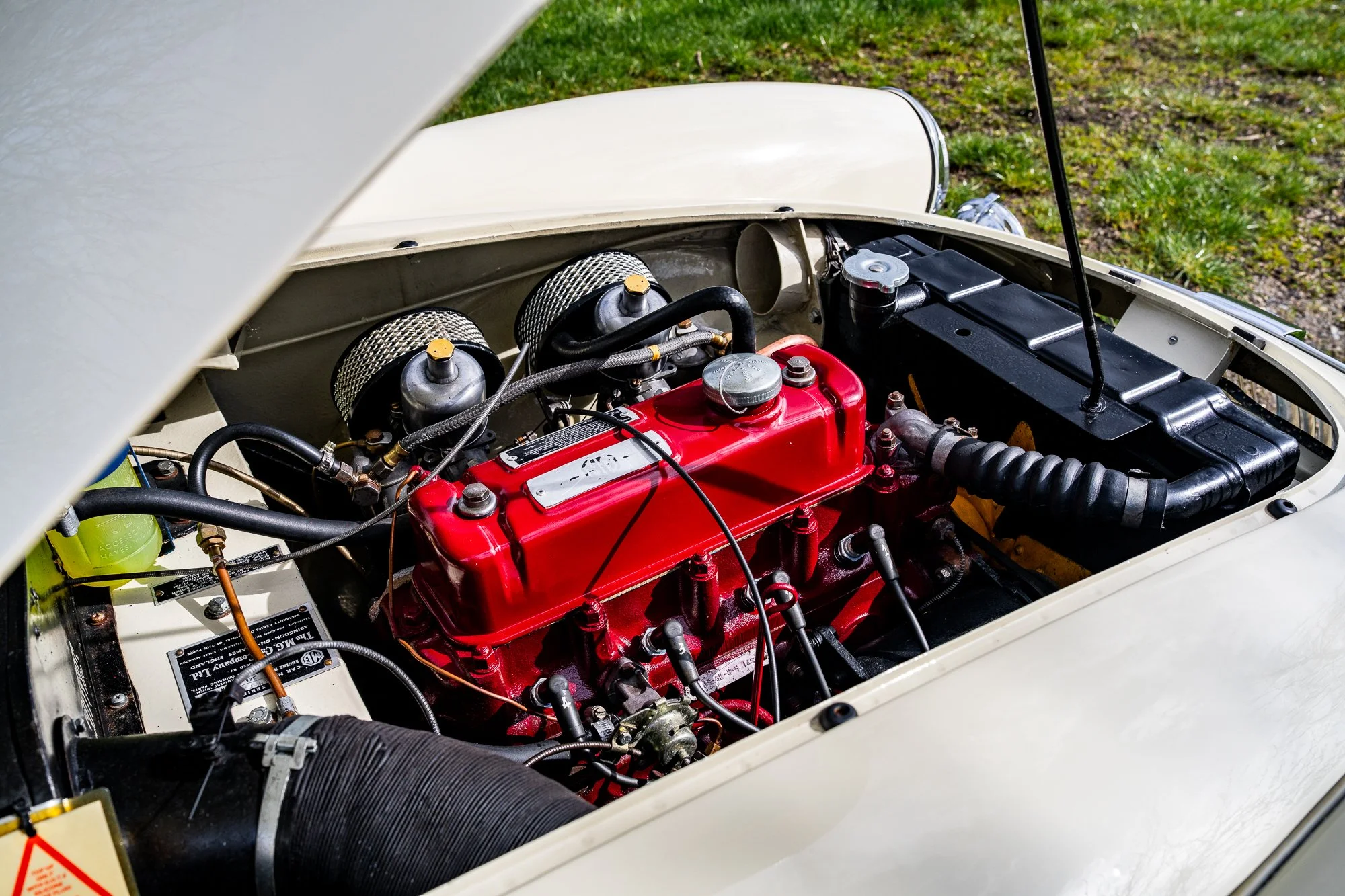 MGA_engine-4.jpg