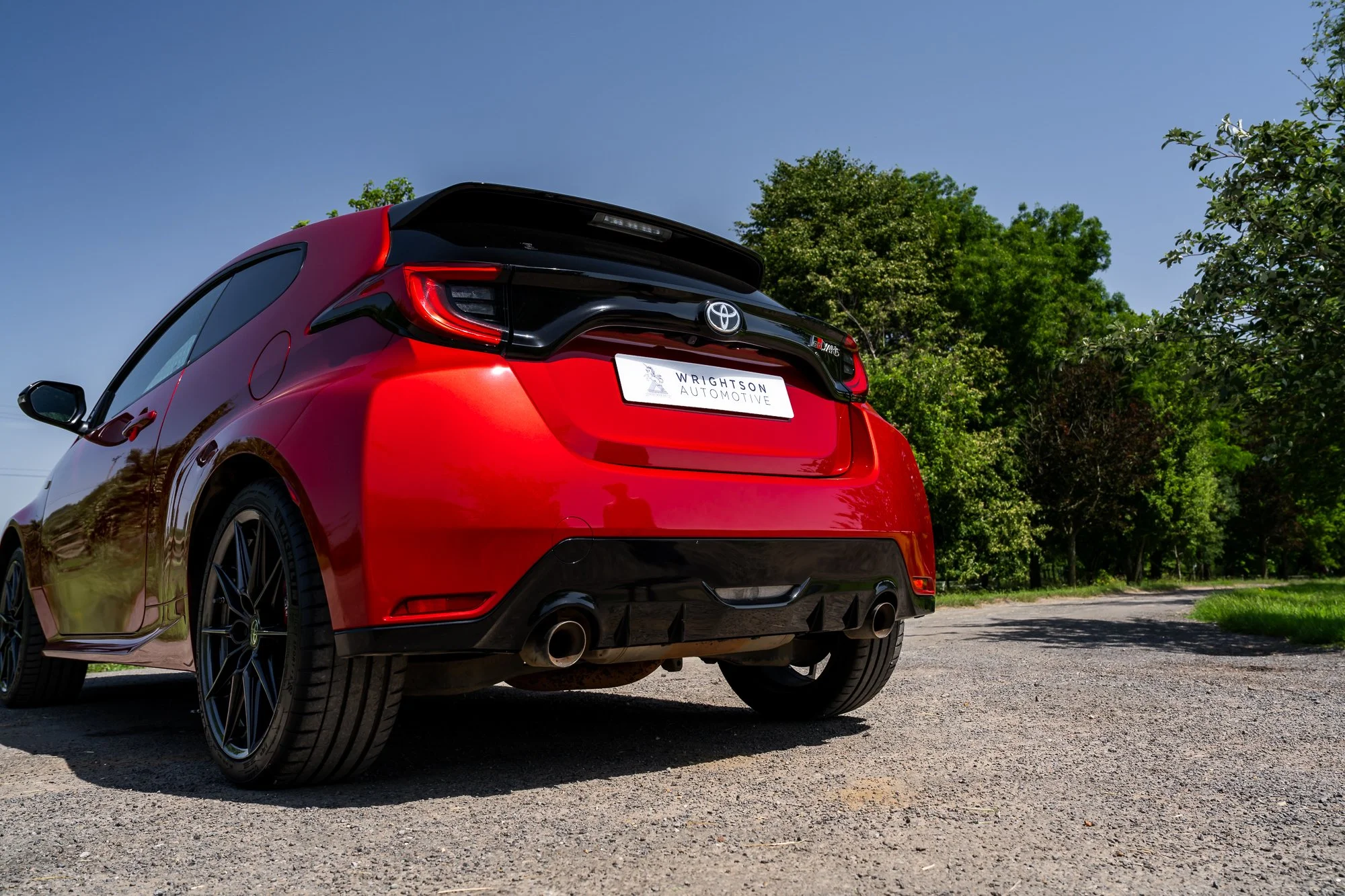 Toyota_Yaris_GR_Four_exterior-8.jpg