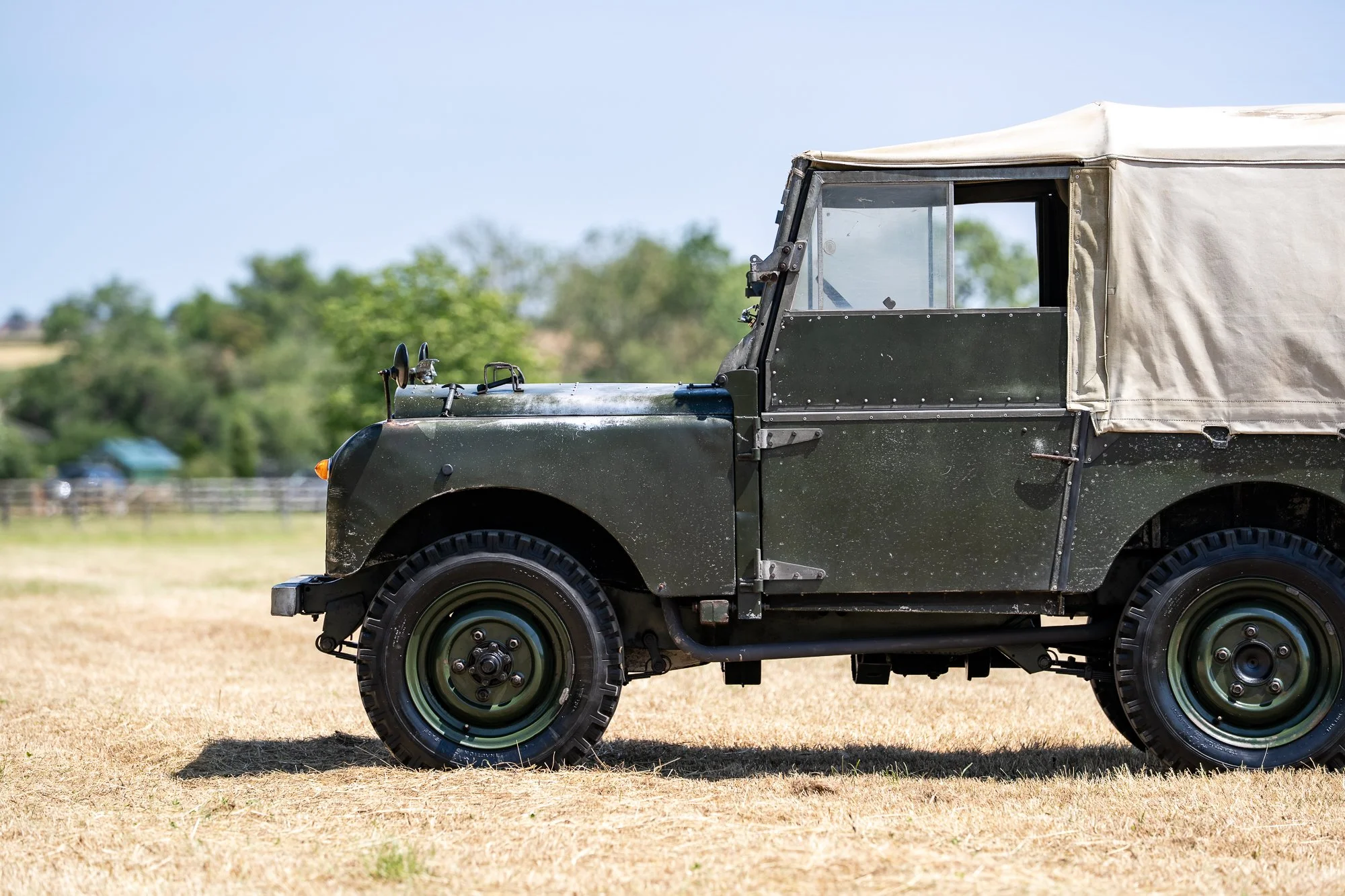 LandRover_Series1_exterior-19.jpg