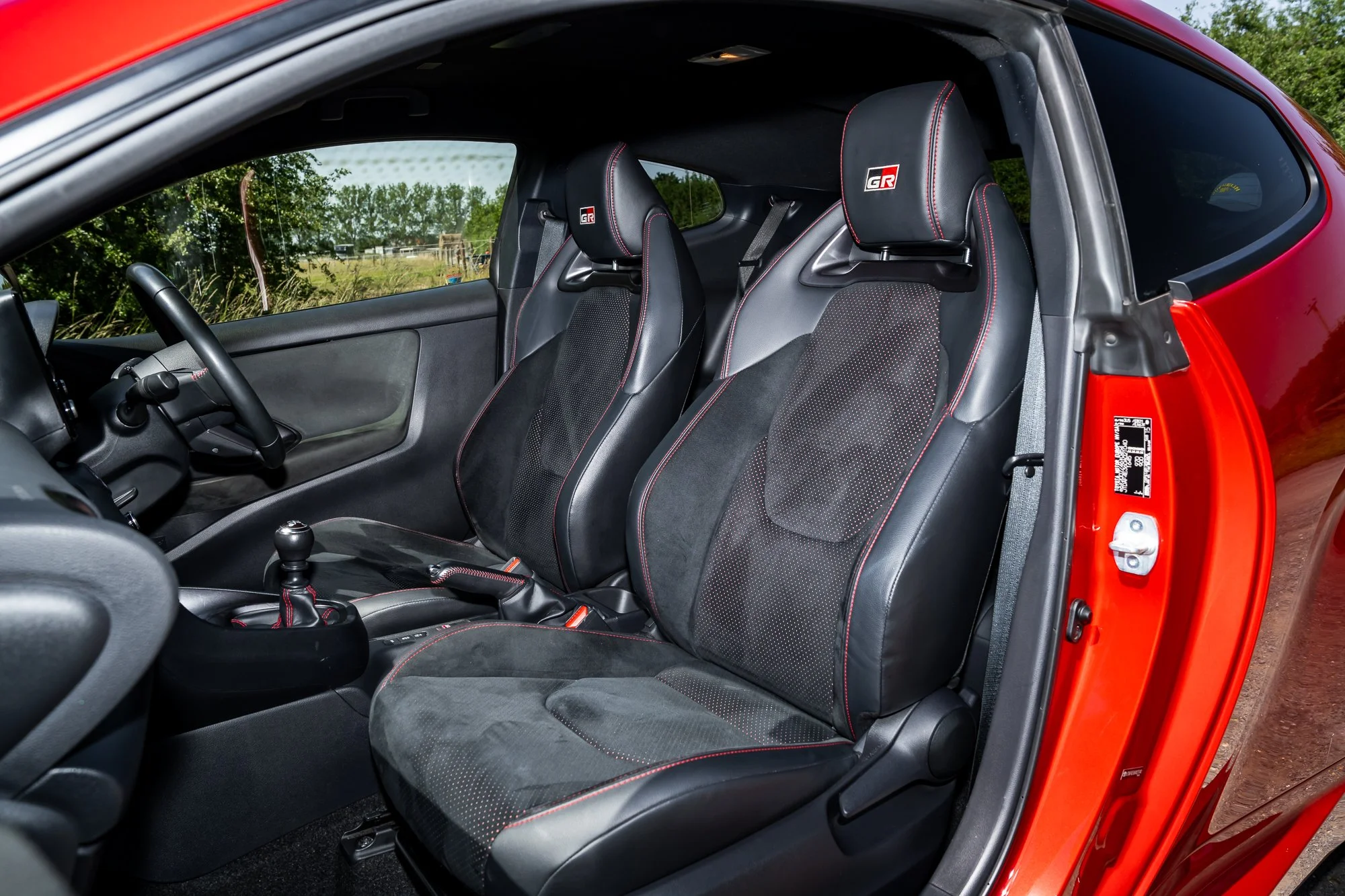 Toyota_Yaris_GR_Four_interior-2.jpg