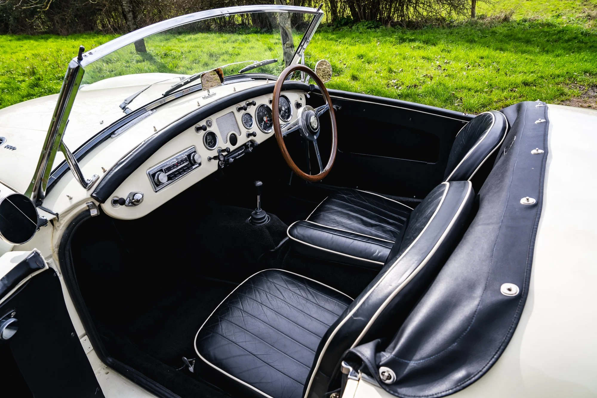 MGA_interior-7.jpg