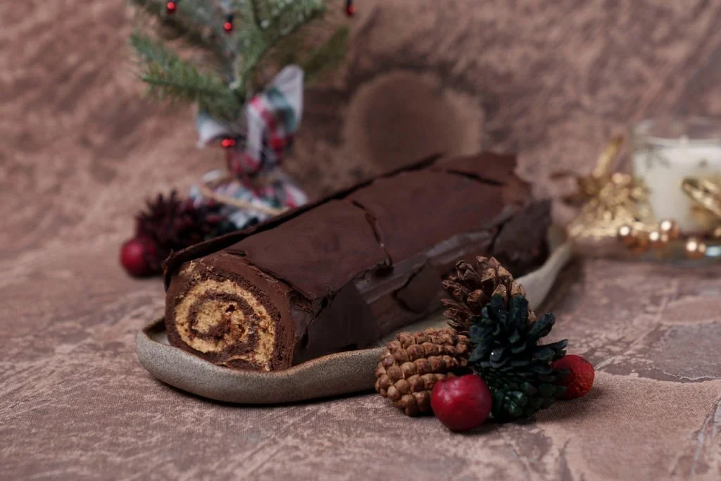 Chocolate Hazelnut bûche de Noël
