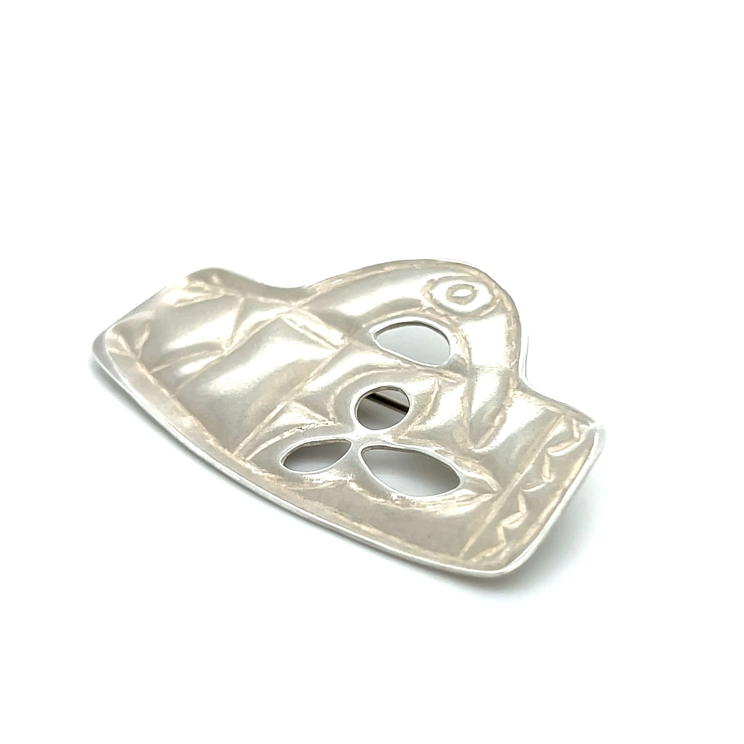 preloved-press-formed-brooch.jpg