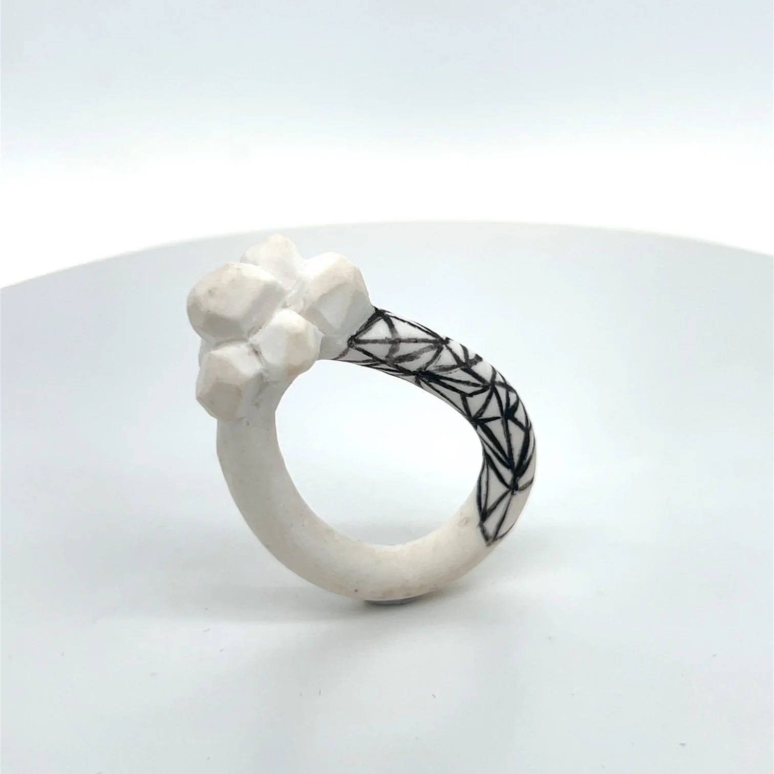 pauline-edie-ring-preloved.jpg
