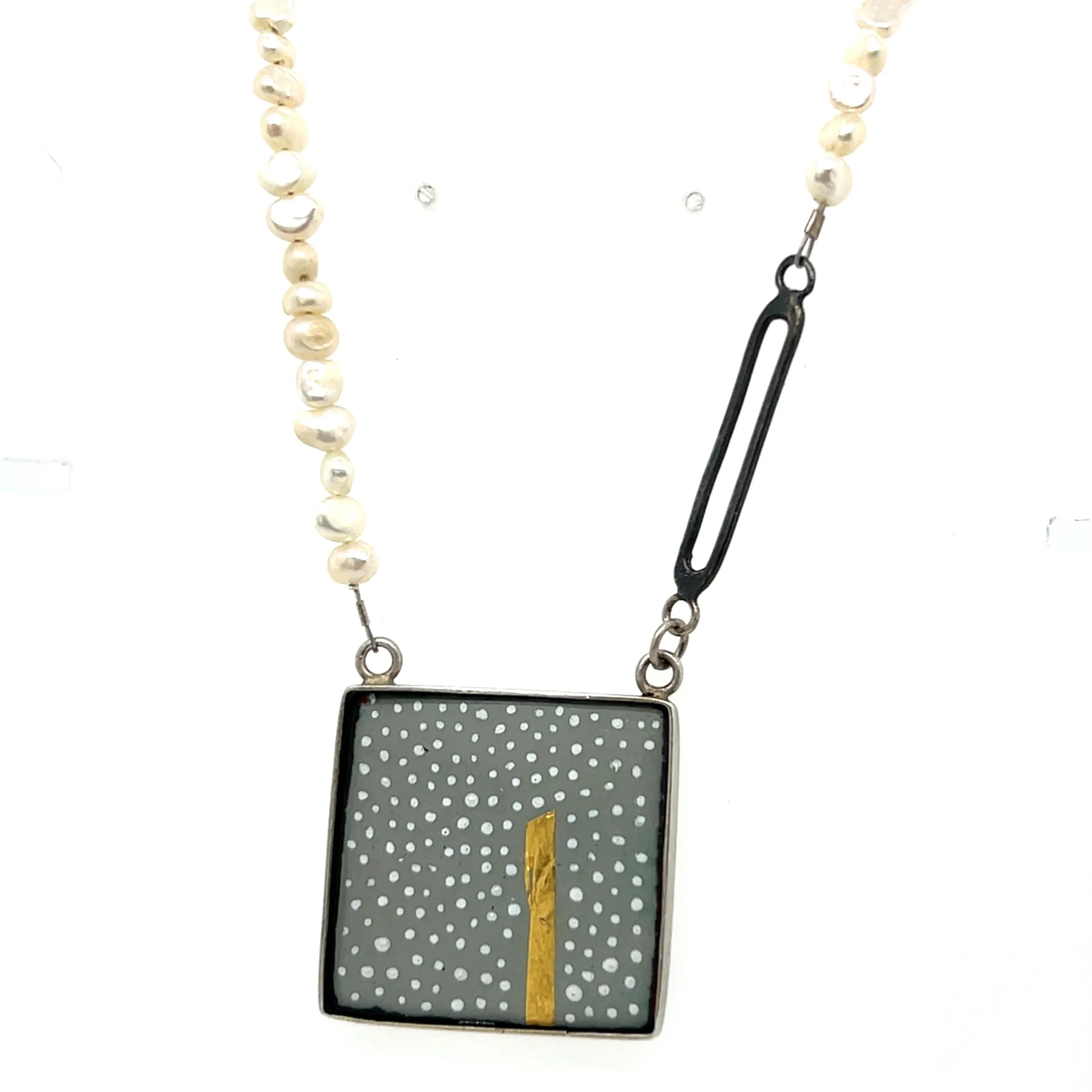 preloved-pearls-claire-allain-grey-pendant.jpg