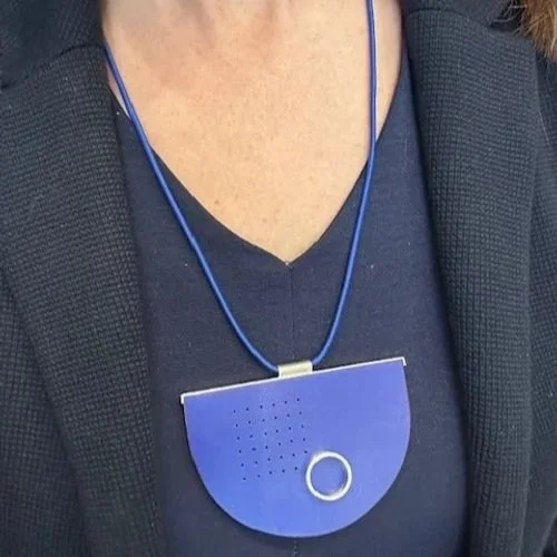 sh-jewellery-edinburgh-contemporary-blue-seed-necklace-designer