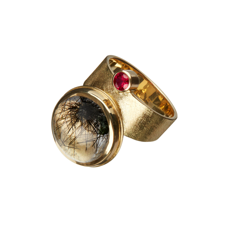 18ct tourmanilated quartz and ruby ring