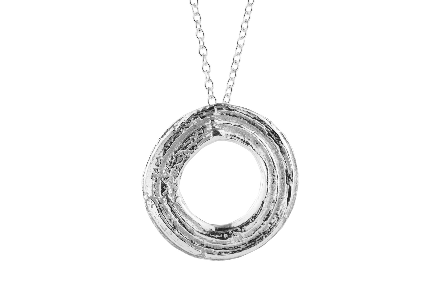 Issy White Silver Pendant