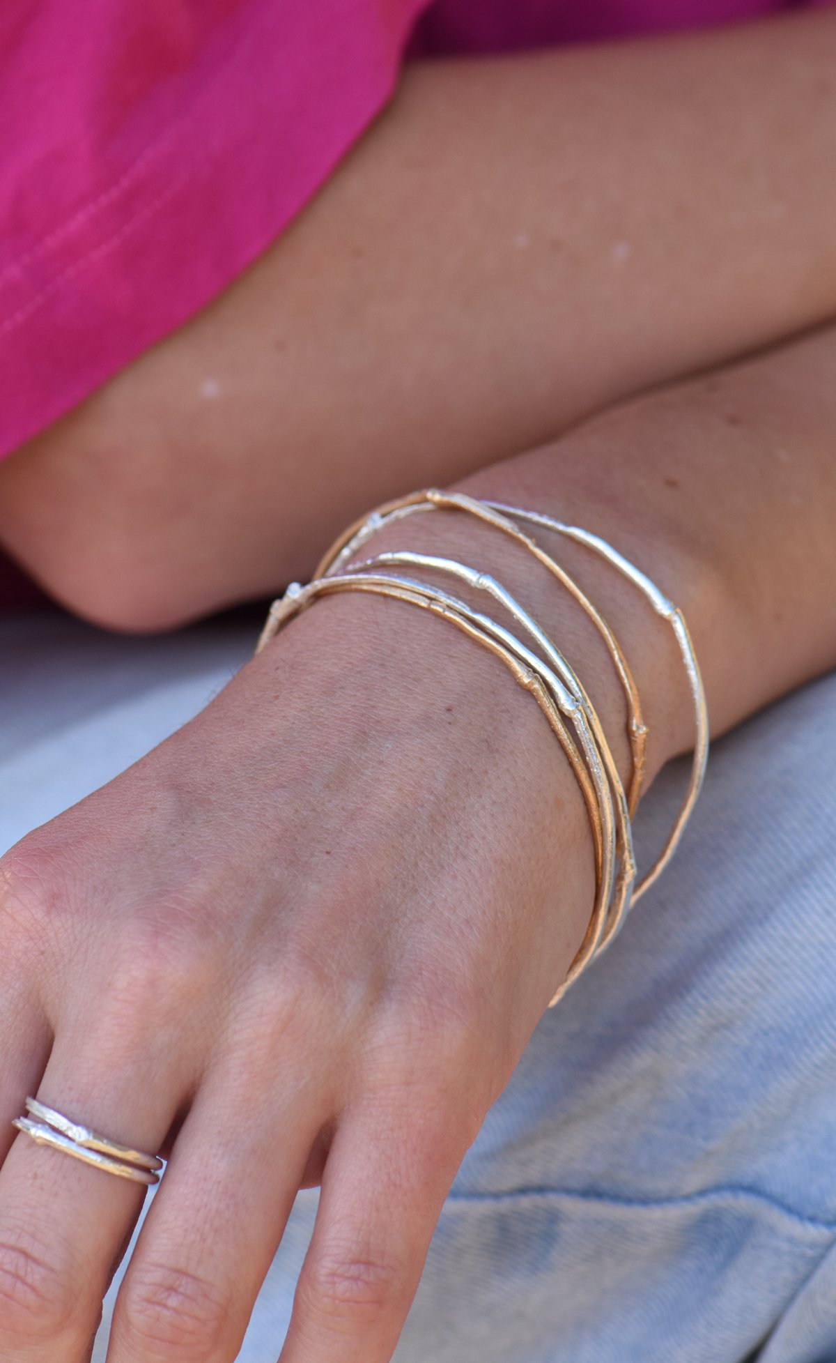 SH-Jewellery-Edinburgh-Morningside-Contemporary-Jewellery-gallery-silver-bamboo-bangle-issy-white-model