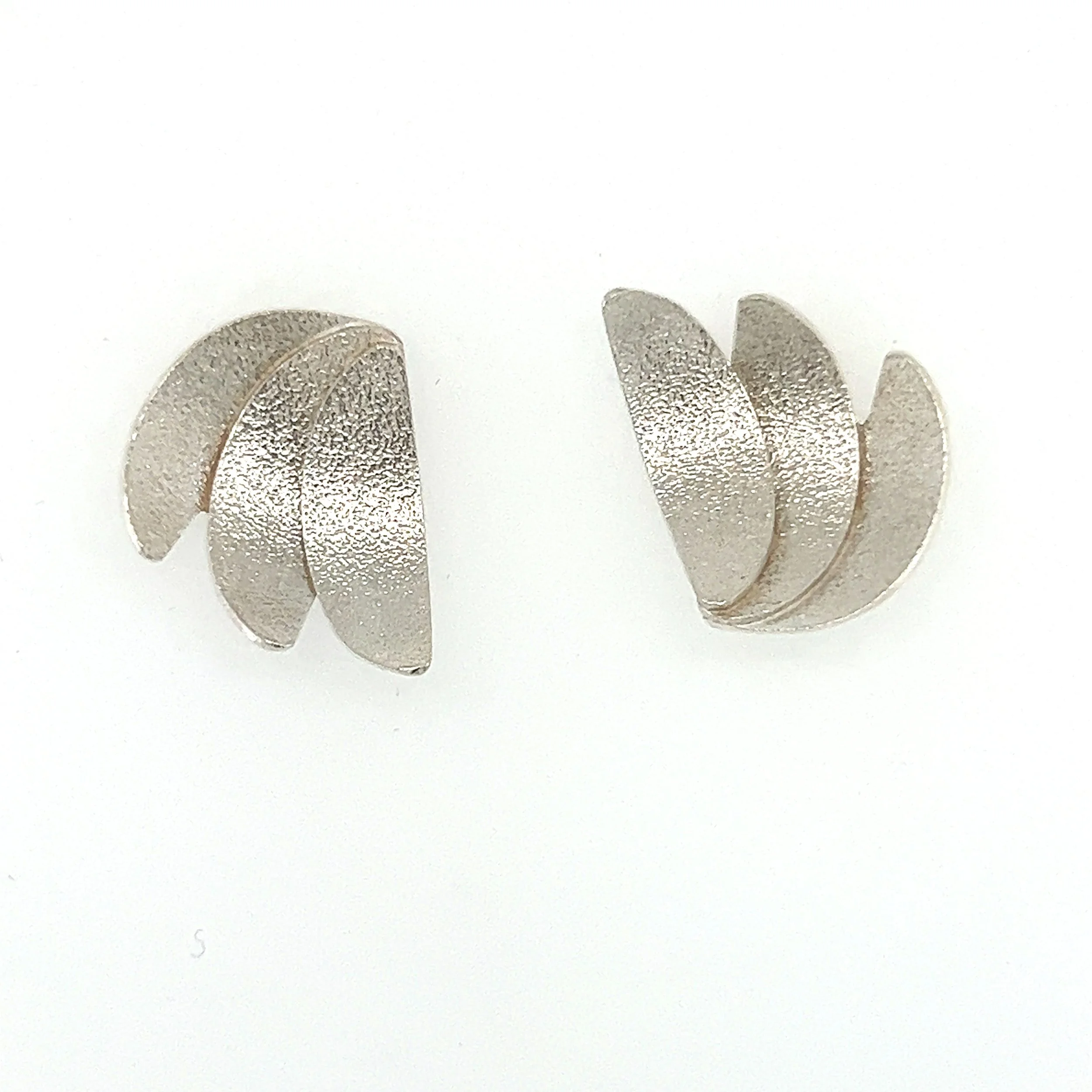 sh-jewellery-edinburgh-contemporary-pikaya-positano-luna-silver-stud