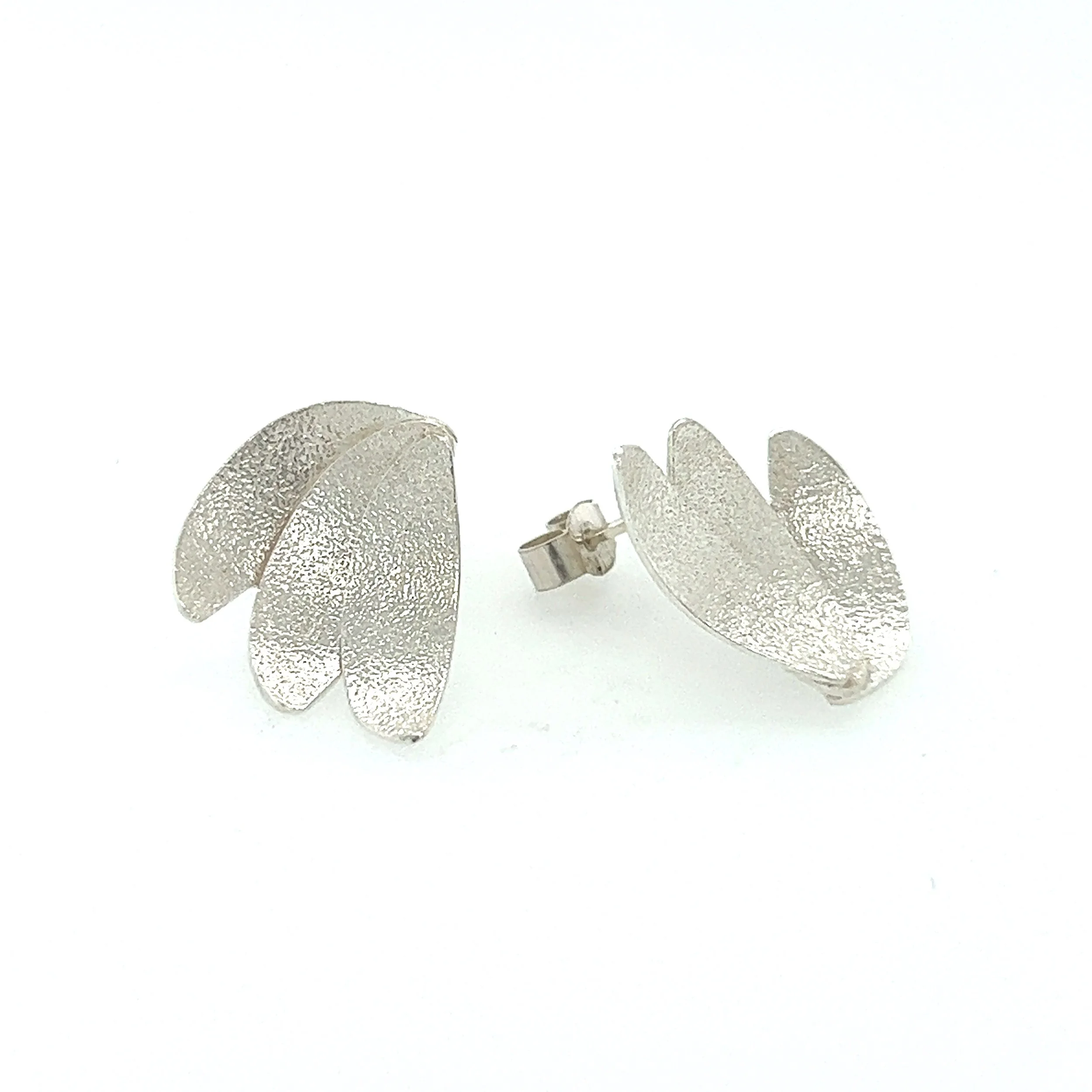 sh-jewellery-edinburgh-contemporary-pikaya-positano-luna-silver-stud-handmade