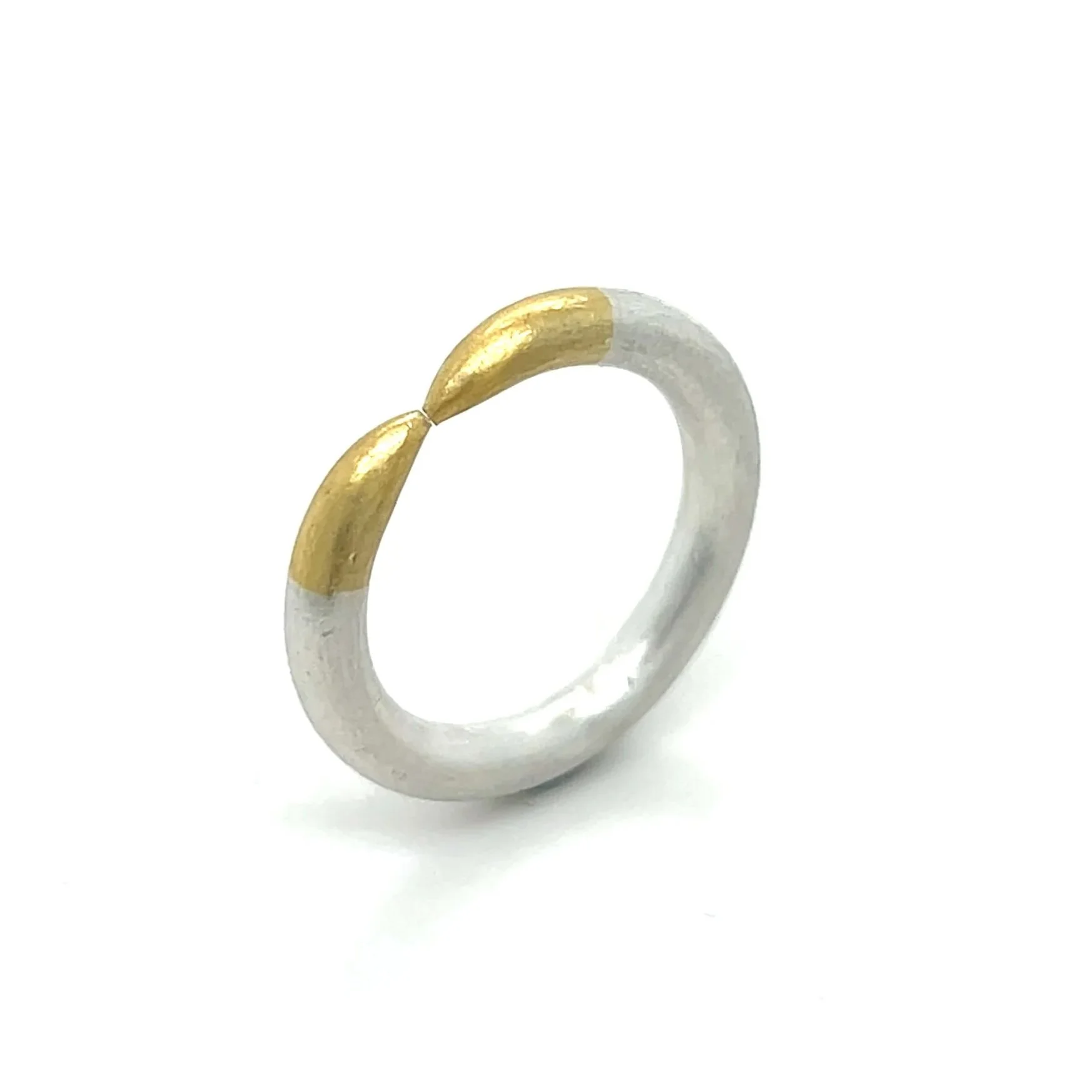 mark-nuell-gold-ring.jpg