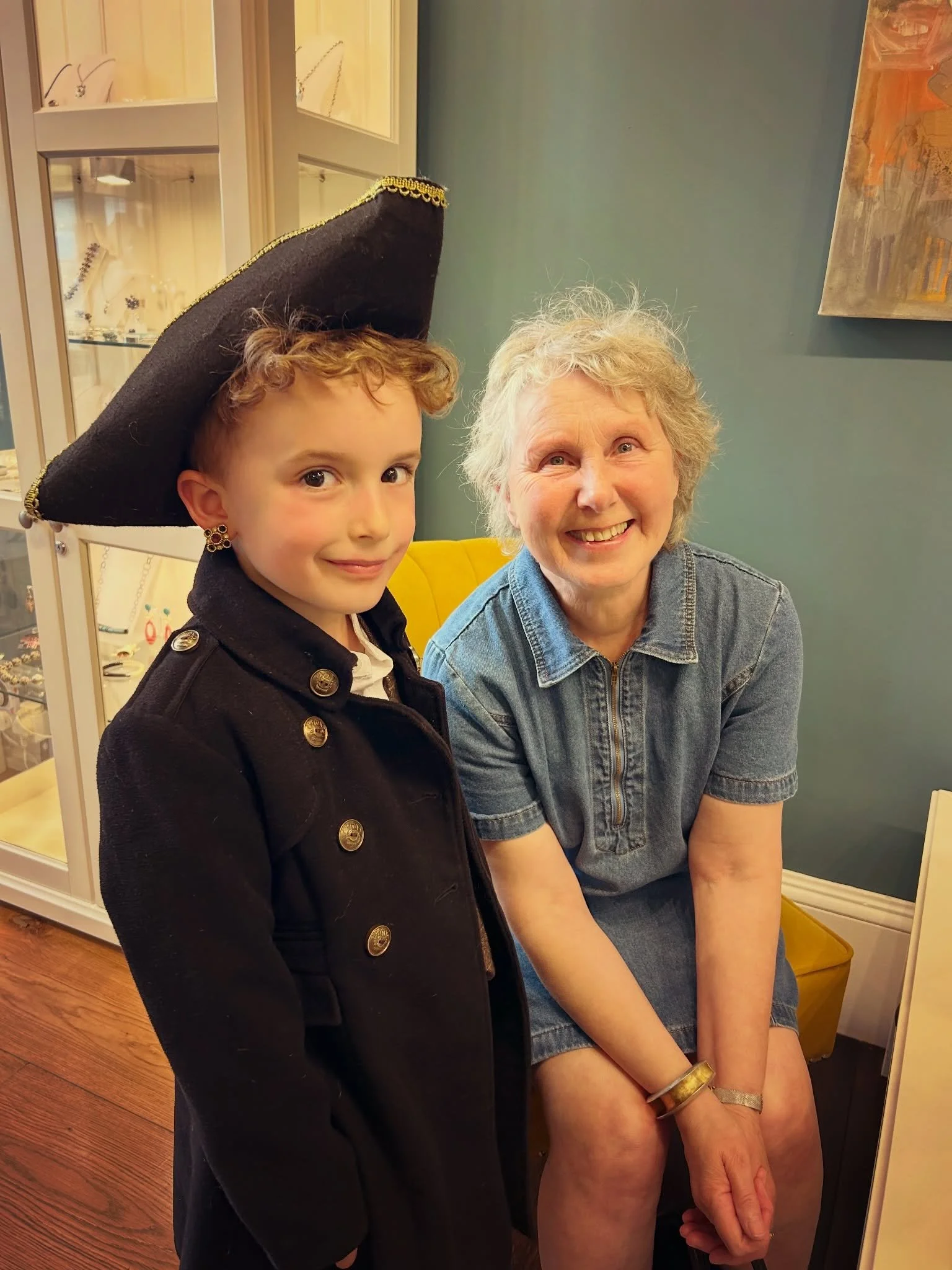 When Captain Jack met Captain Sparkle 🫶🏻✨

As we celebrate our 15 years I want to share some stories about the people who make SH Jewellery and @sh_chance what it is! 

Let me introduce Janet aka - Captain Sparkle! Many of you will remember the ama