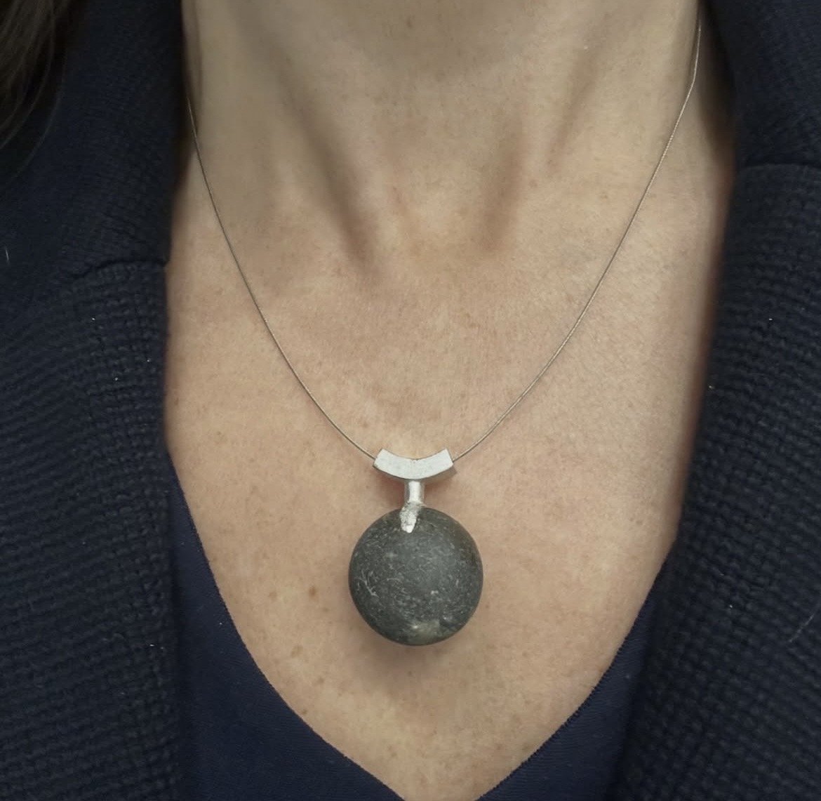preloved-pebble-silver-pendant-cable.jpg
