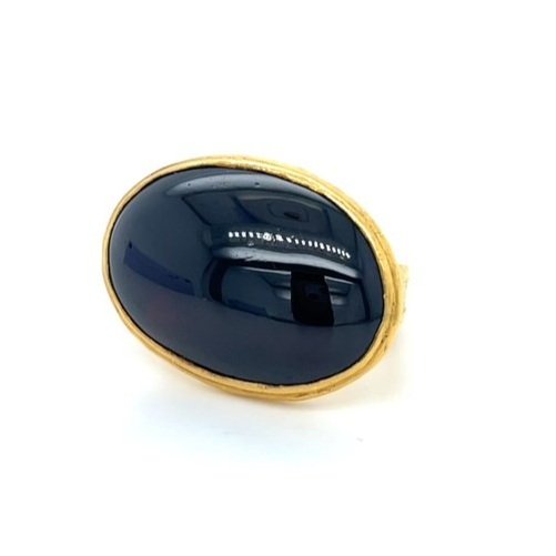 sh-jewellery-edinburgh-contemporary-ram-chandra-rijal-ring-gold-garnet
