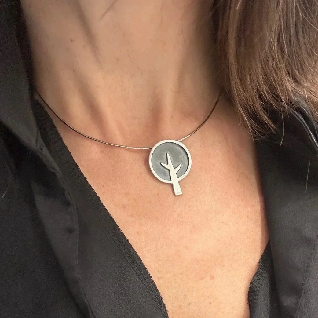 preloved-caroline-cowan-pendant.jpg