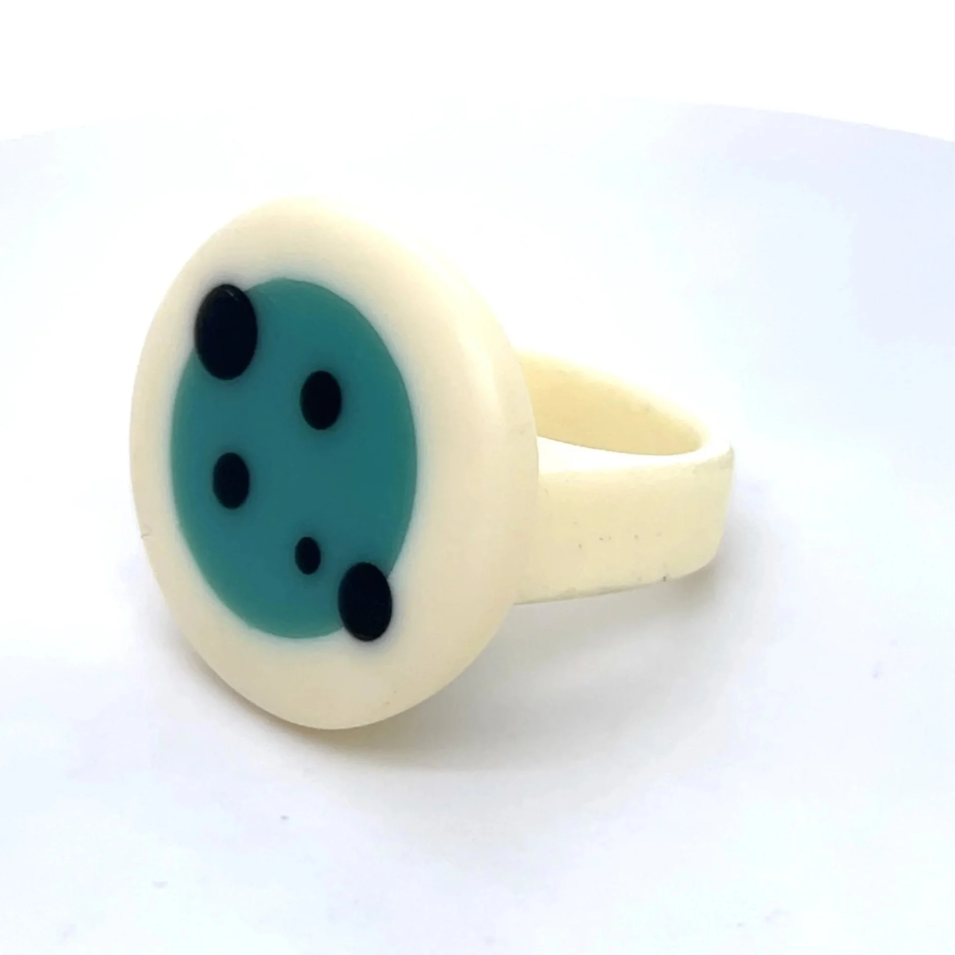 preloved-tiki-brighton-ring.jpg