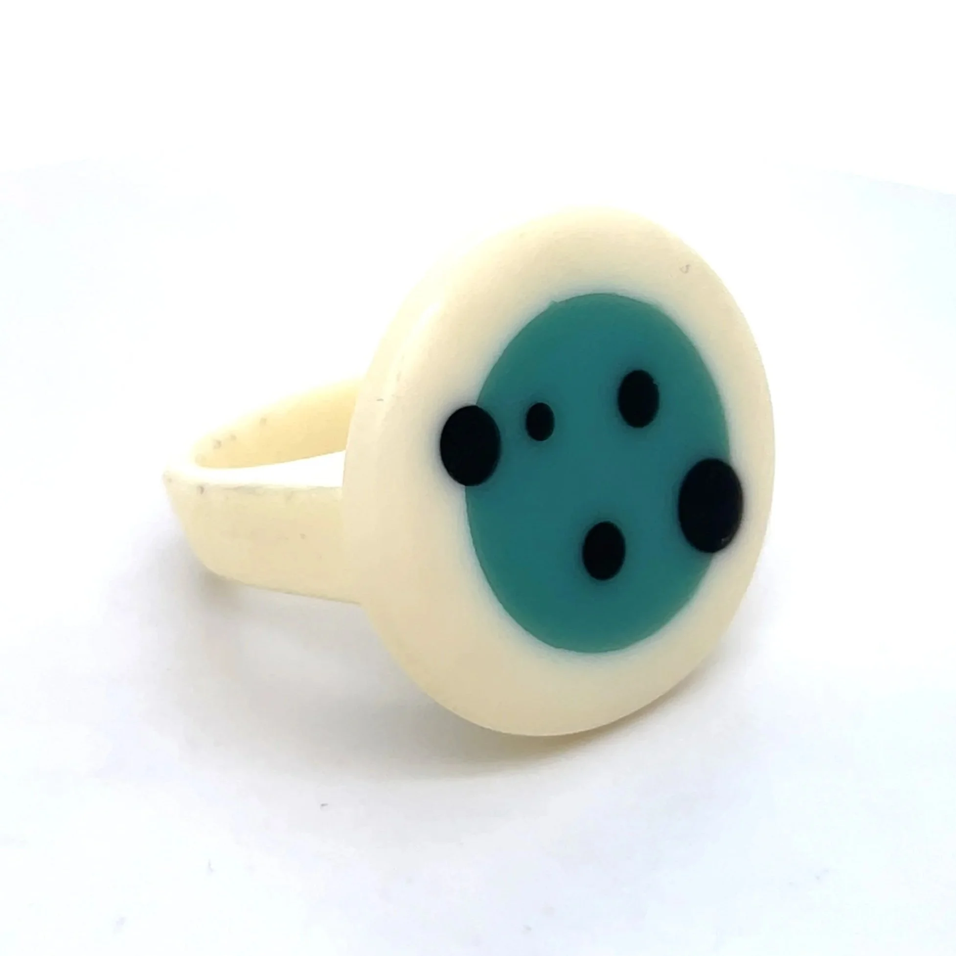 resin-tiki-brighton-ring.jpg