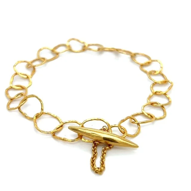 sh-jewellery-edinburgh-contemporary-vermeil-hammer-link-bracelet-bea-jareno