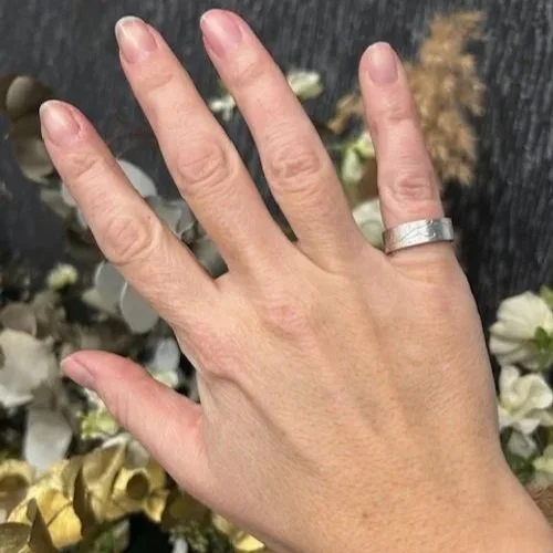sh-jewellery-edinburgh-contemporary-foliage-imprint-ring-silver