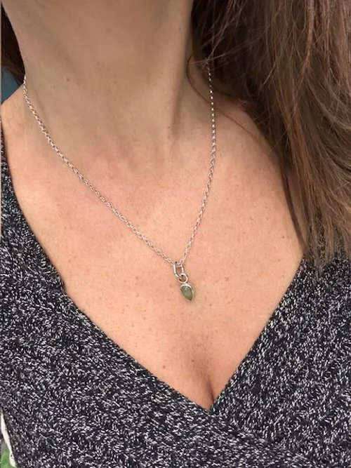 sh-jewellery-edinburgh-contemporary-elizabeth-cameron-pendant-ethical